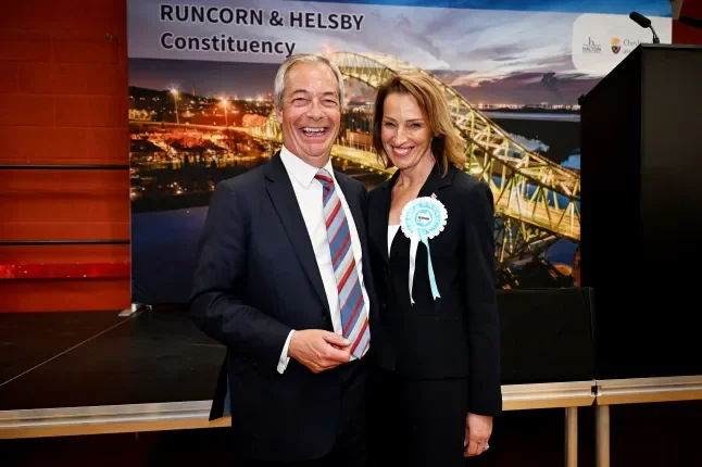 Metro UK - Far-right in UK