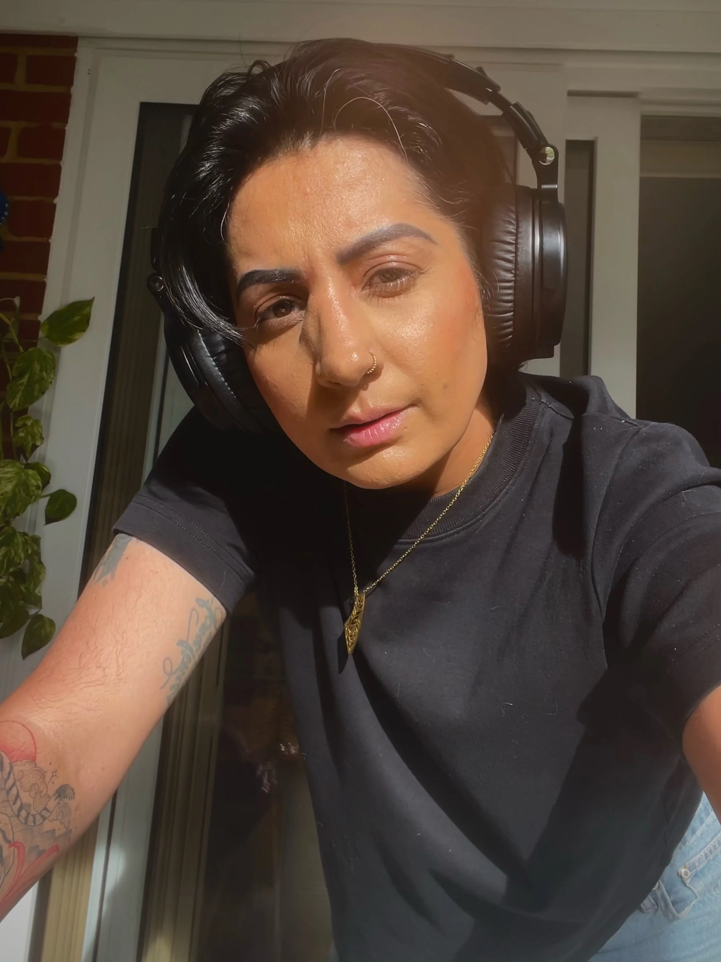 happy May! aka my birthday month! aka everything&rsquo;s about me! aka you&rsquo;re not allowed a birthday in the same month sorry! aka i said!! it&rsquo;s my birthday!! month!! 

now register to vote &amp; talk to your families about who they are vo