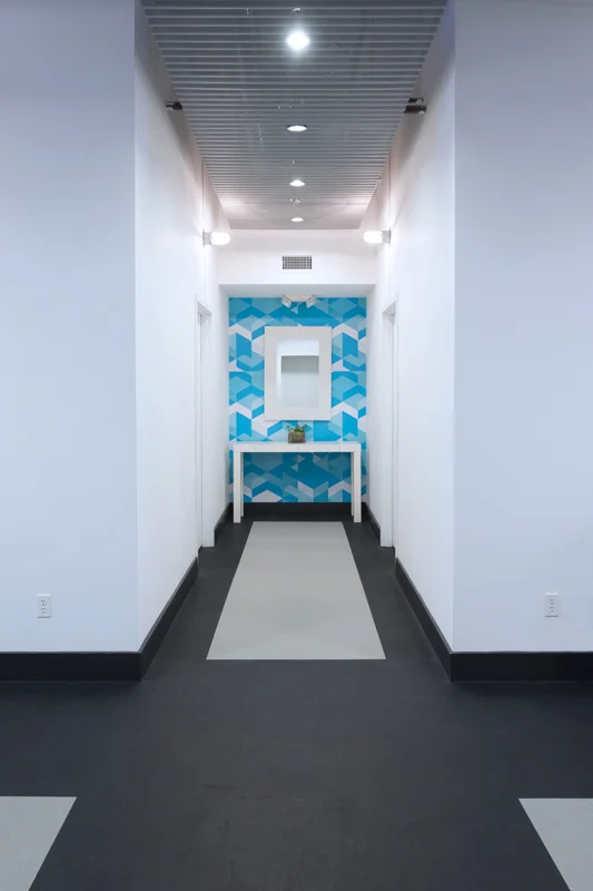 Hallway-DSC_8642.jpg