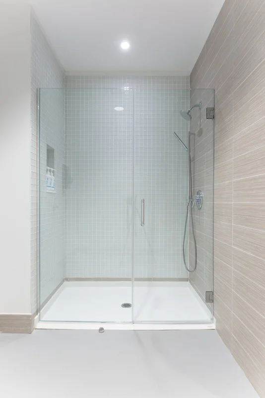Shower-Room-DSC_8659.jpg
