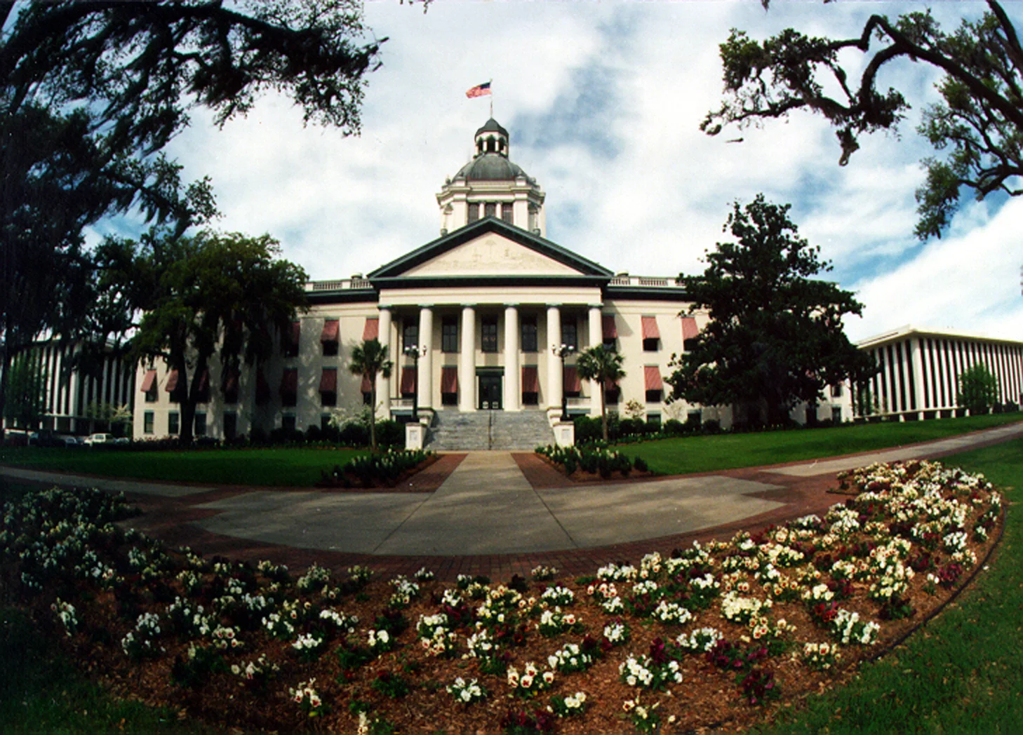 Samantha Hartman '10