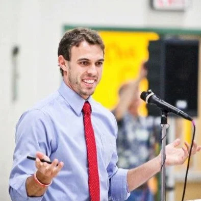 Caleb Heimlich is Executive Director of the Washington State Republican Party.