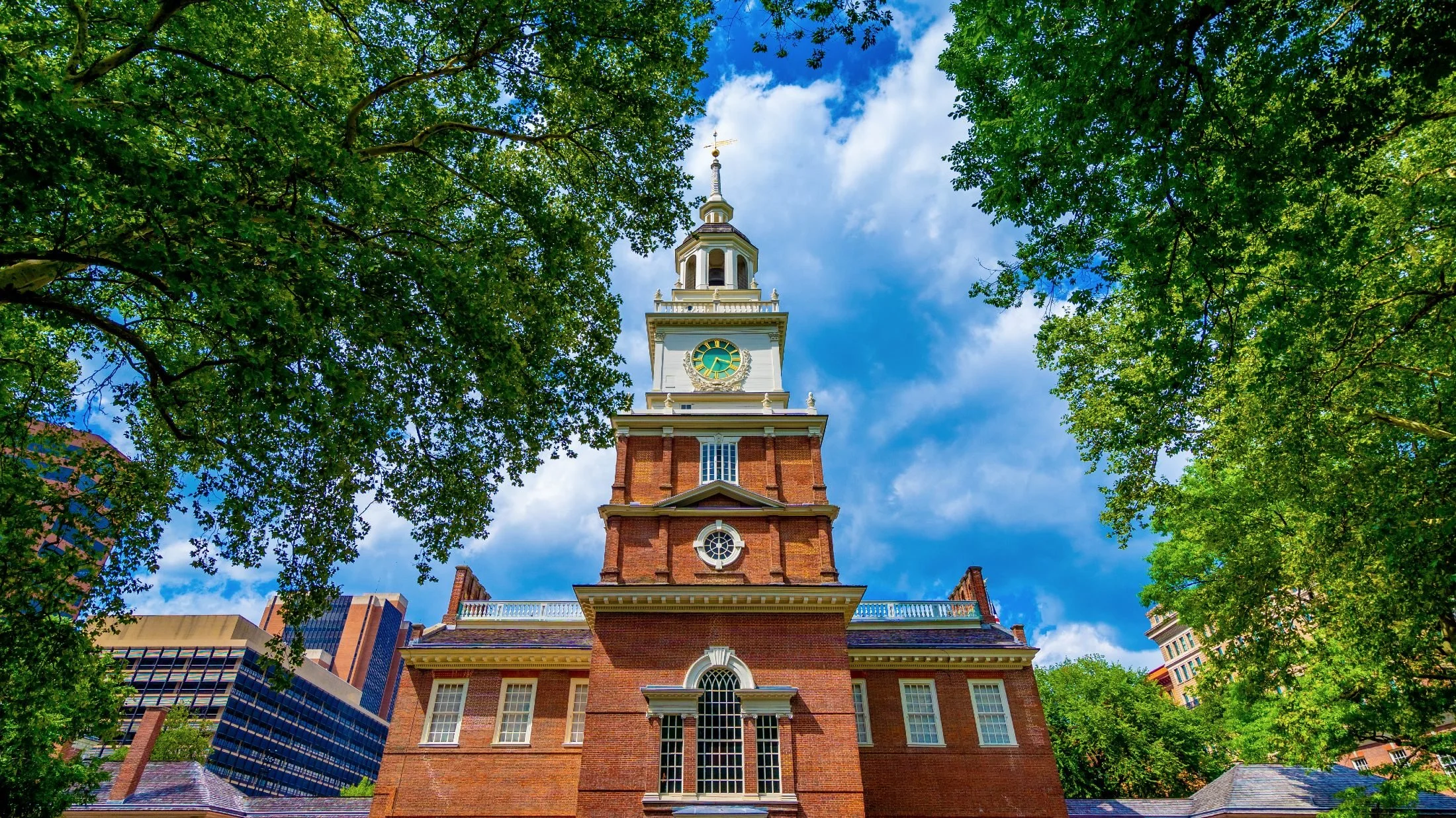 independence-hall-front-back-daytime-jfusco-for-vp-2200x1237px.jpg