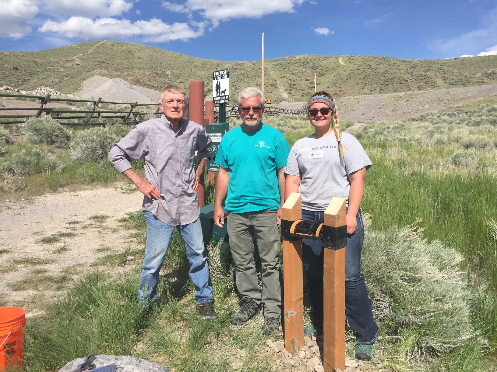 BLM and Department of Agriculture Installation of Noxious Weed Sign and Bootbrush