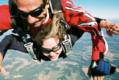 Skydiving (2).jpg