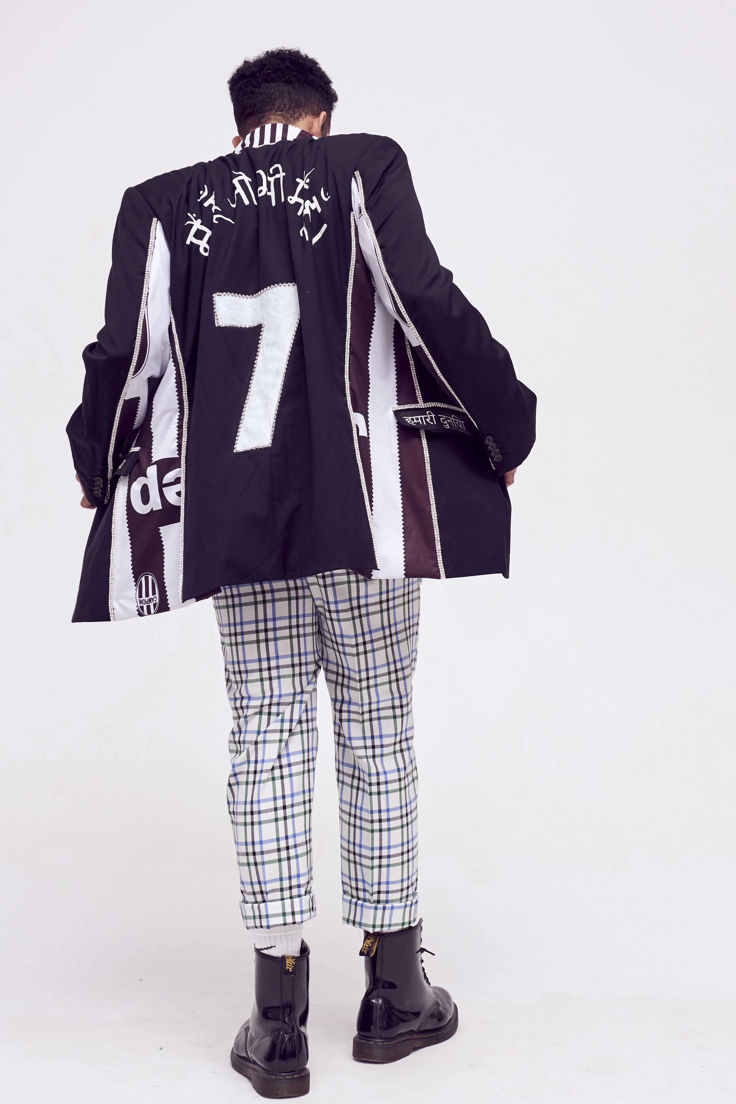 2001_Quillattire_PVDH_Clean_0760.jpg