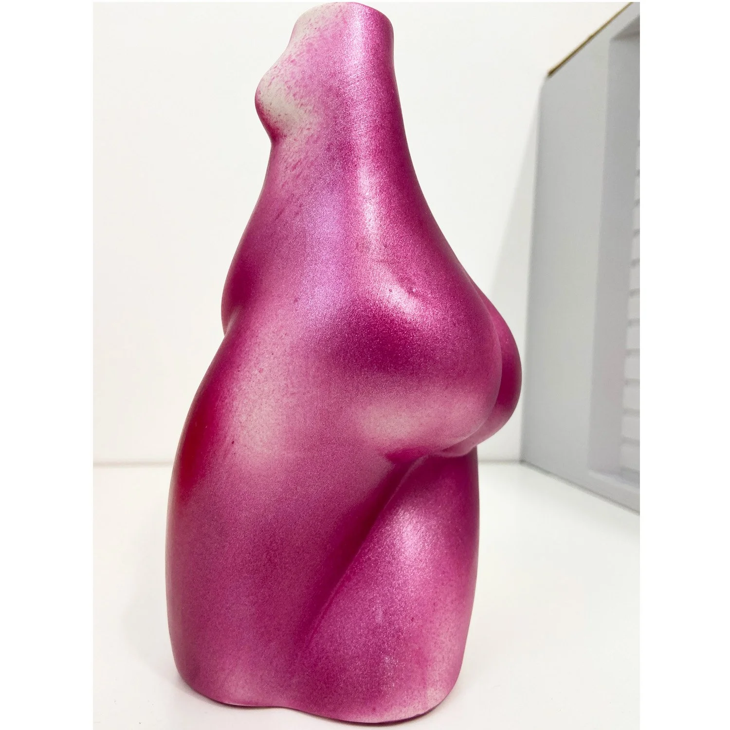 cURVY vase2.jpg