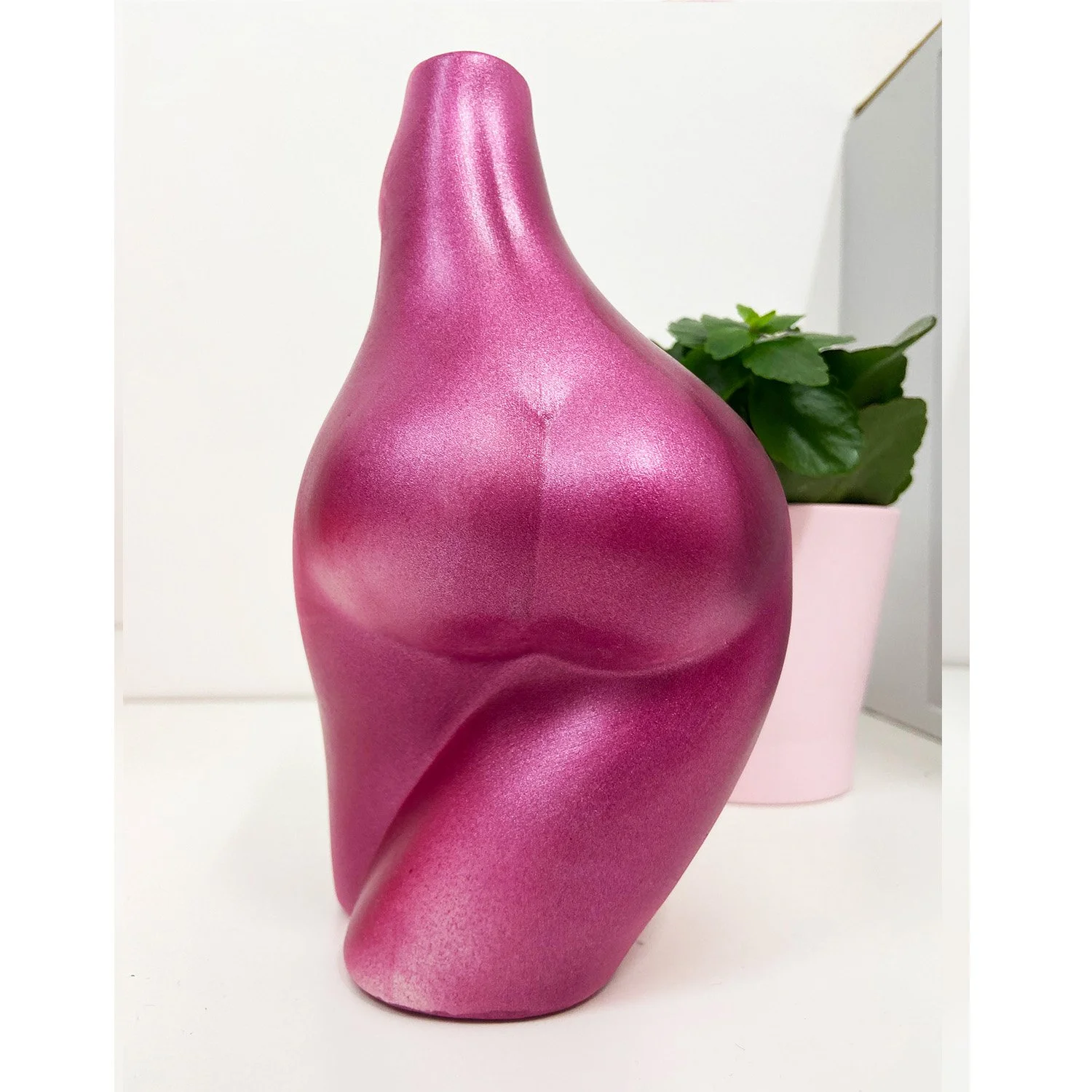 cURVY vase4.jpg