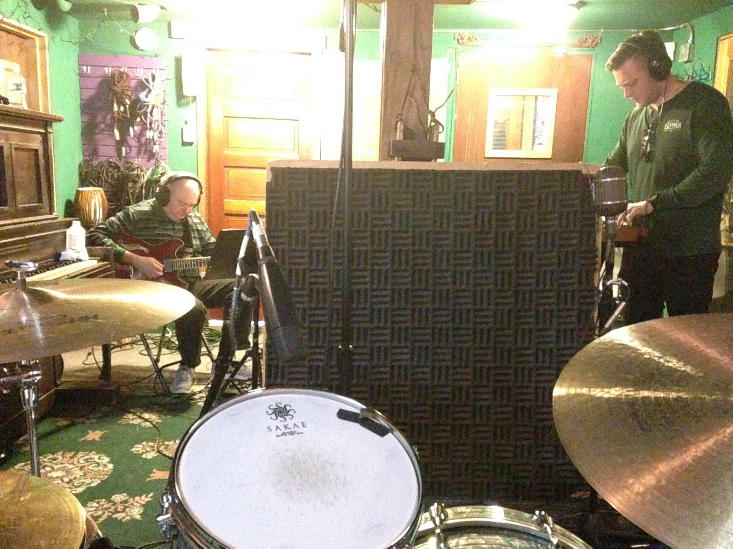 Dave Peterson on guitar