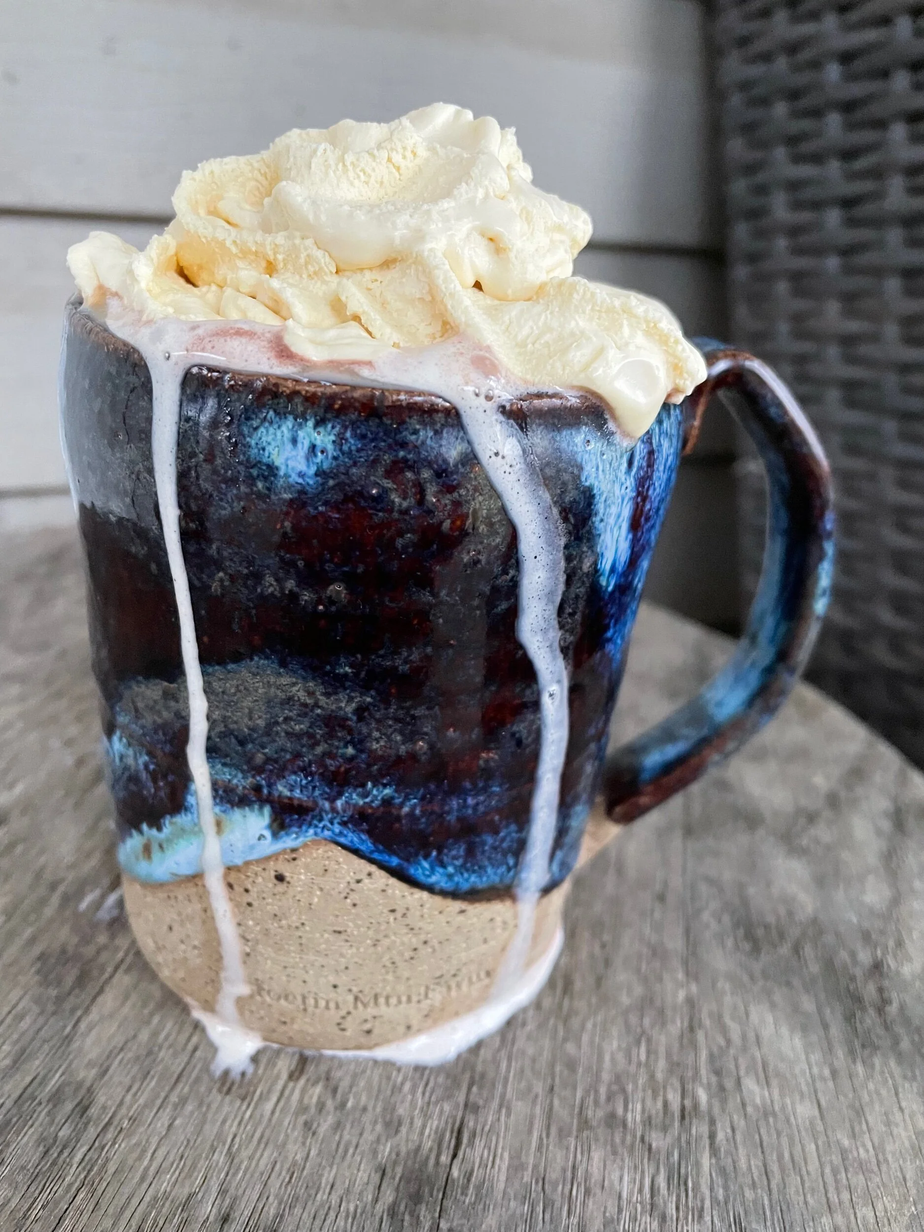 C8B070DE-8C83-4A7C-88DD-0D8A75770193