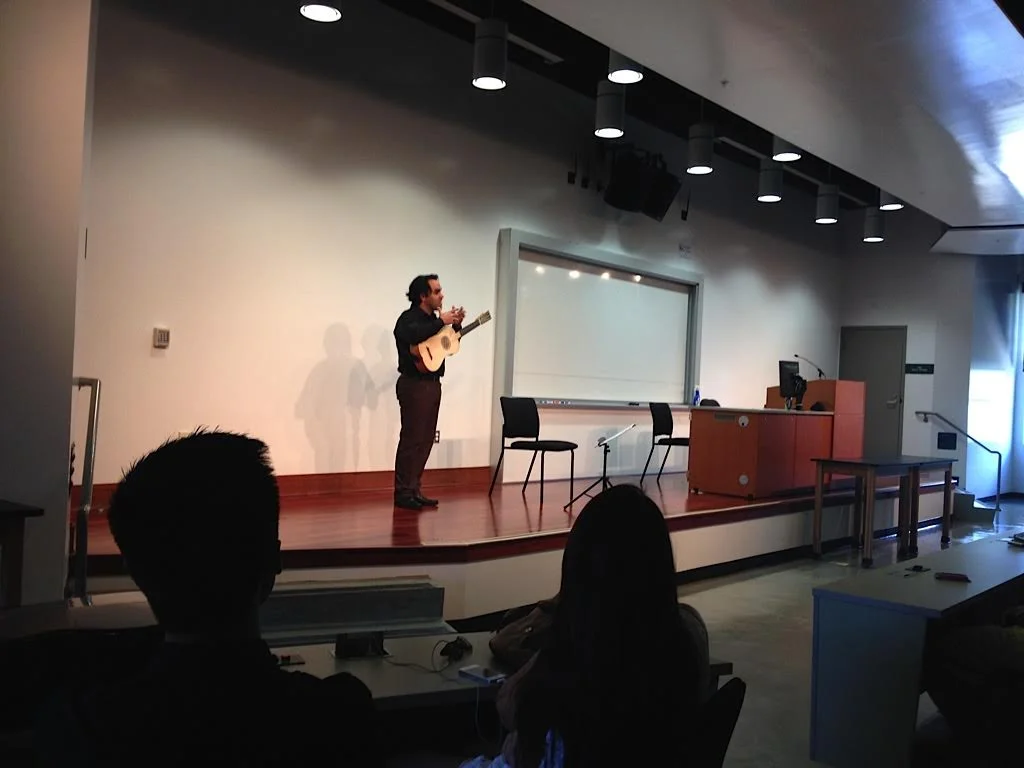 Arash Noori performs on baroque guitar at UH Maui College (2014)