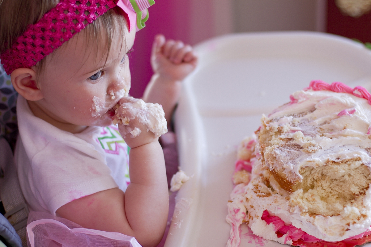 First-Birthday-Cake-Smash-010.jpg