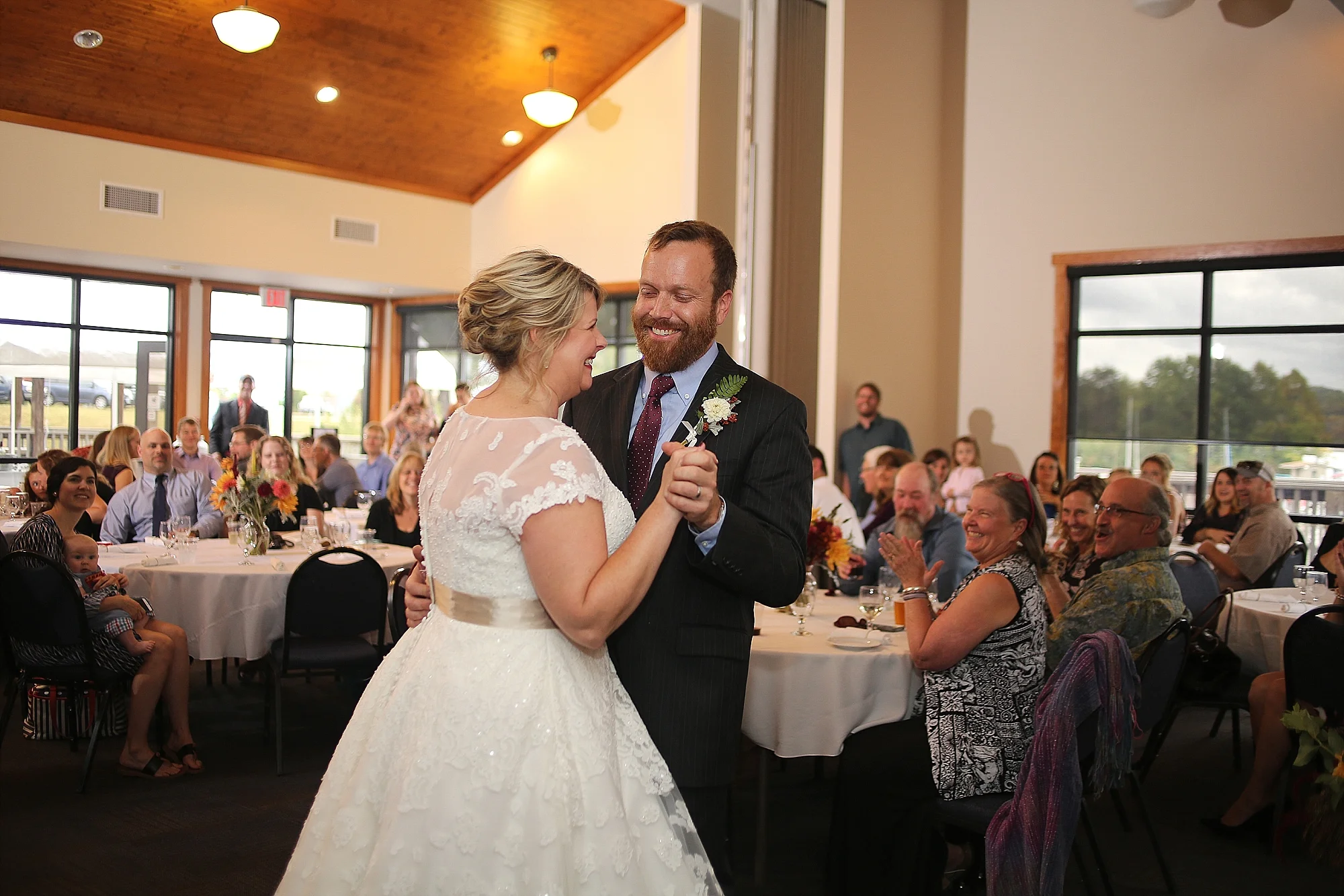 Claytor Lake State Park Wedding Photos | Virginia Wedding Photographers: Holly Cromer