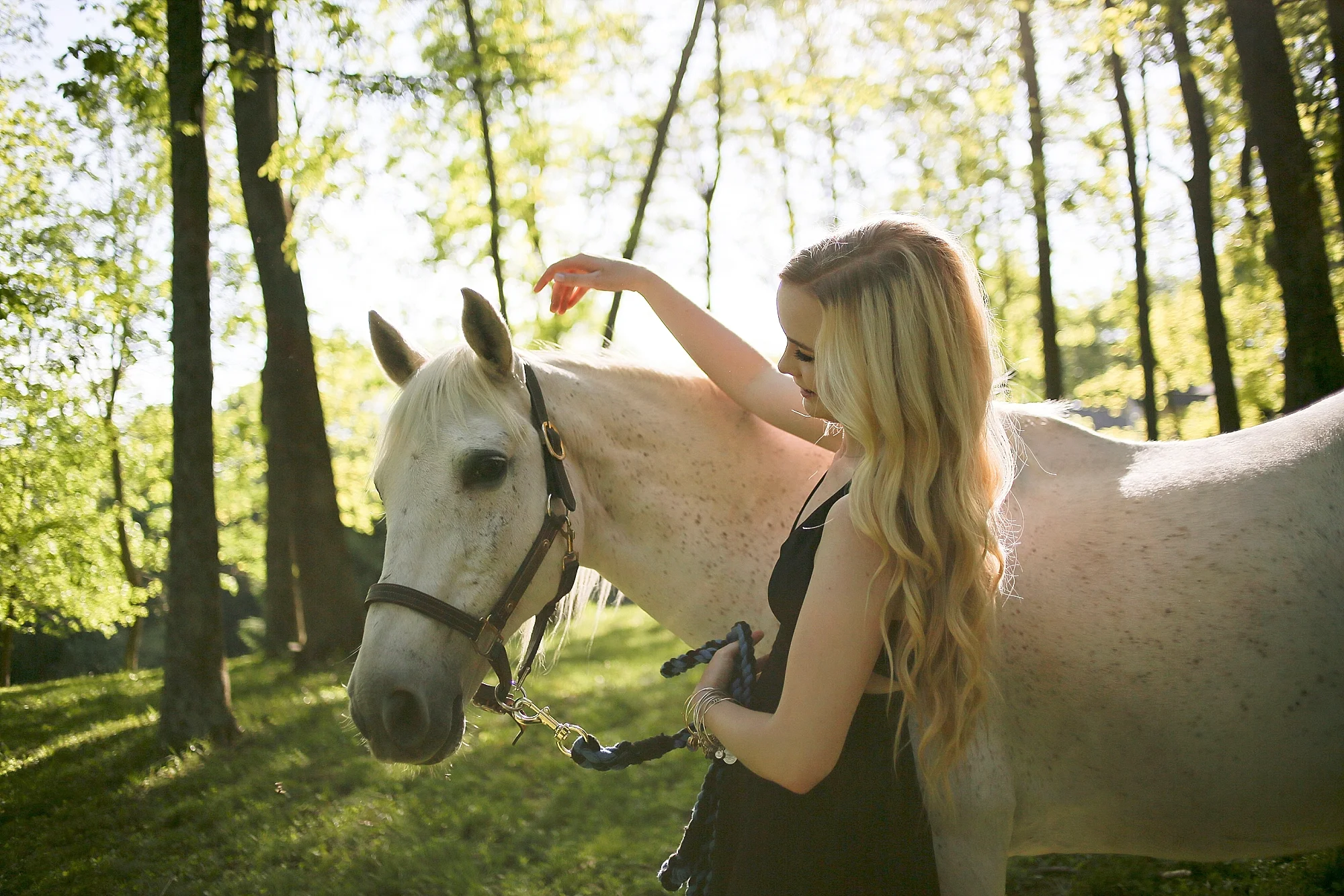 Molly | Virginia Tech Senior Portraits with Horses
