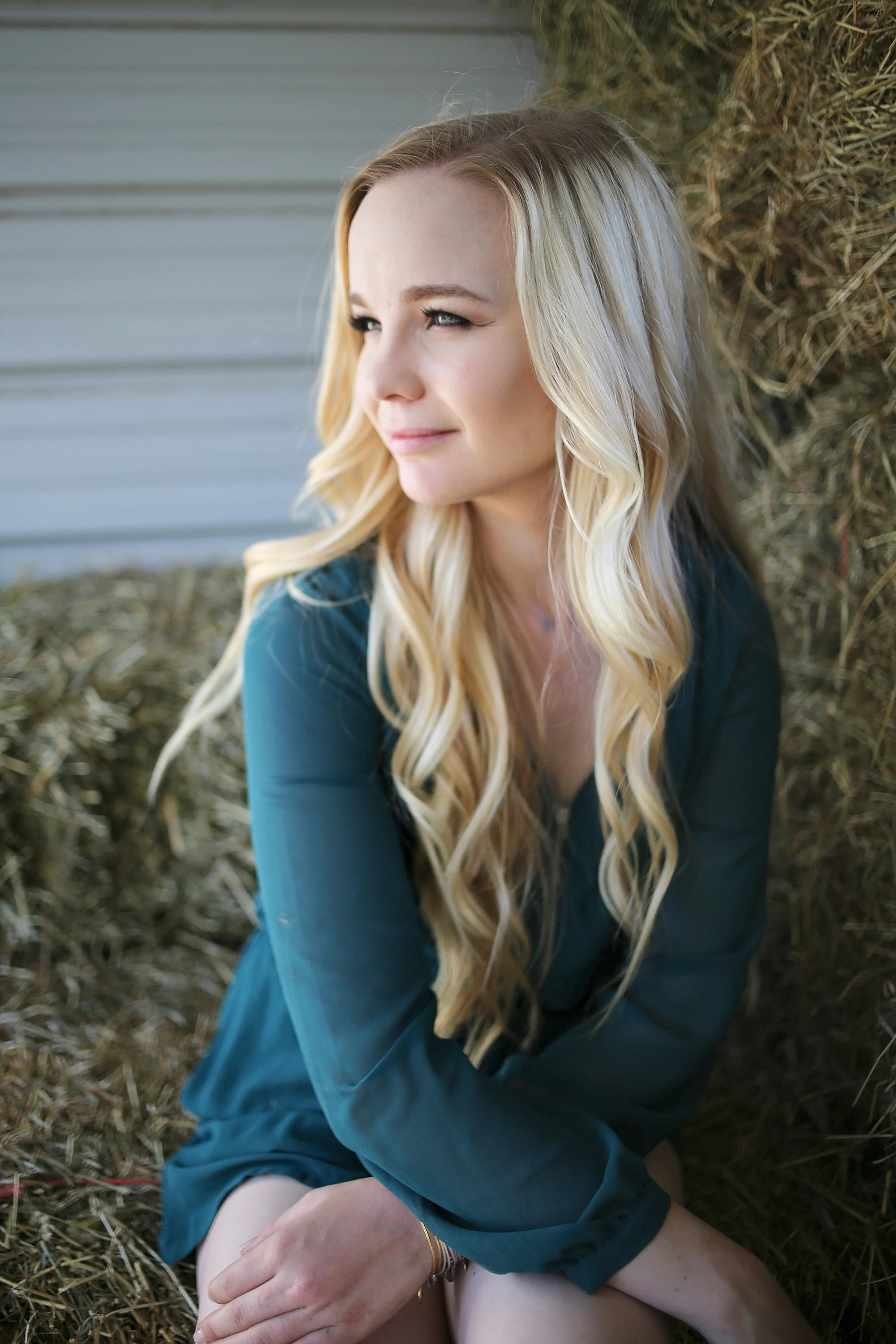 Molly | Virginia Tech Senior Portraits with Horses