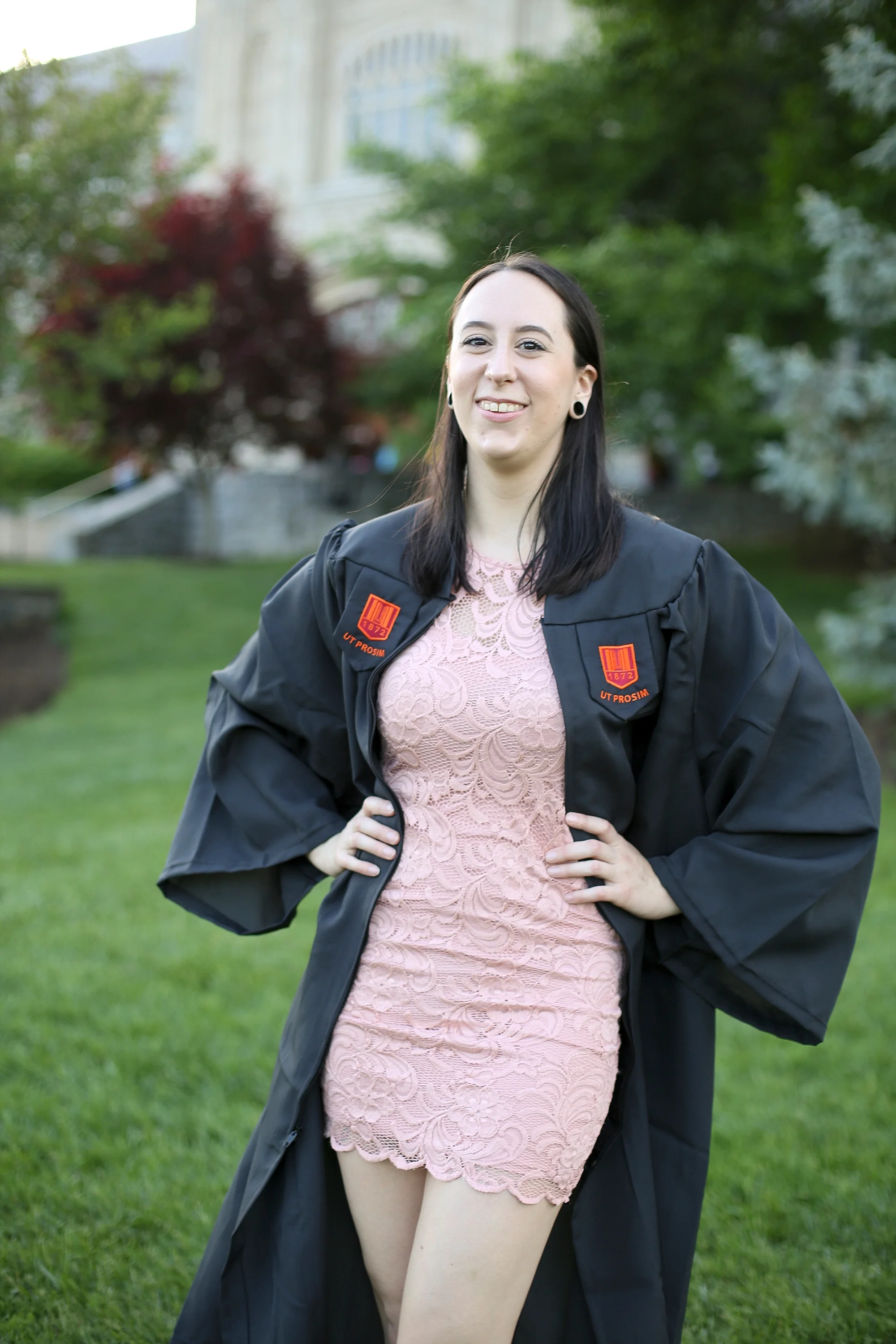 Allie + Melinda | Virginia Tech Graduation Portrait Photographer, Holly Cromer
