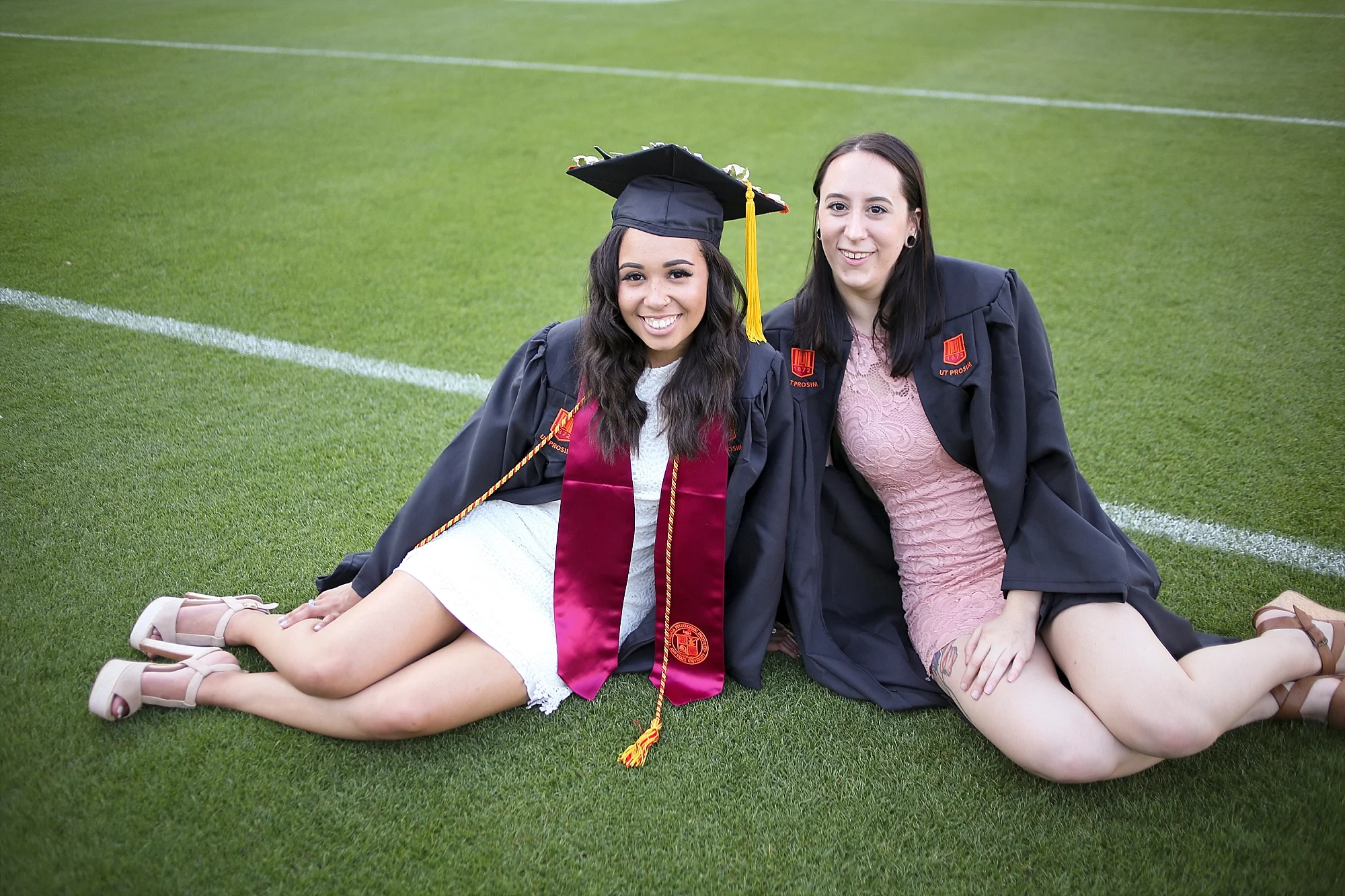 Allie + Melinda | Virginia Tech Graduation Portrait Photographer, Holly Cromer