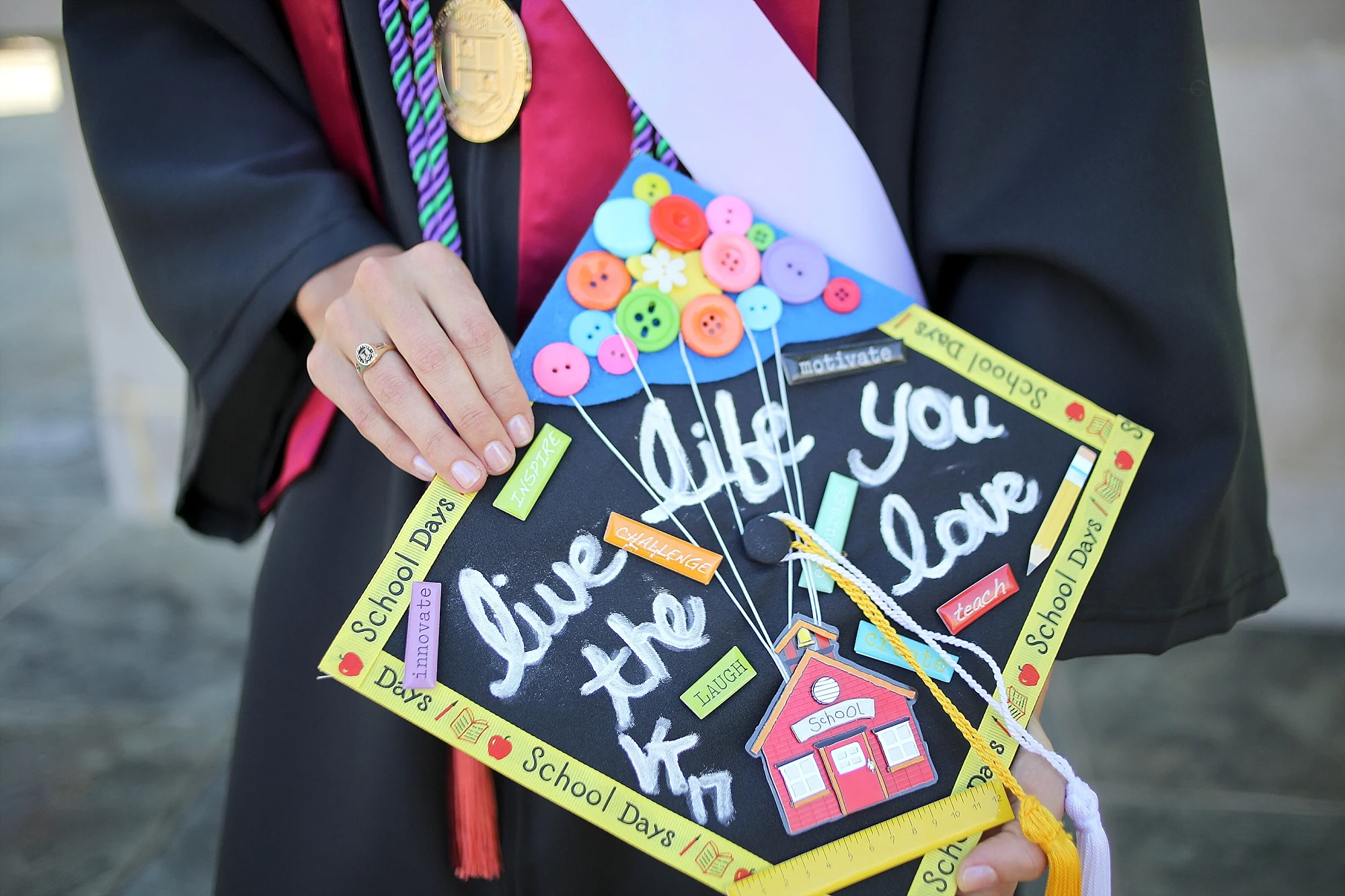 Wellsley | Virginia Tech Graduation Portrait Photographer, Holly Cromer
