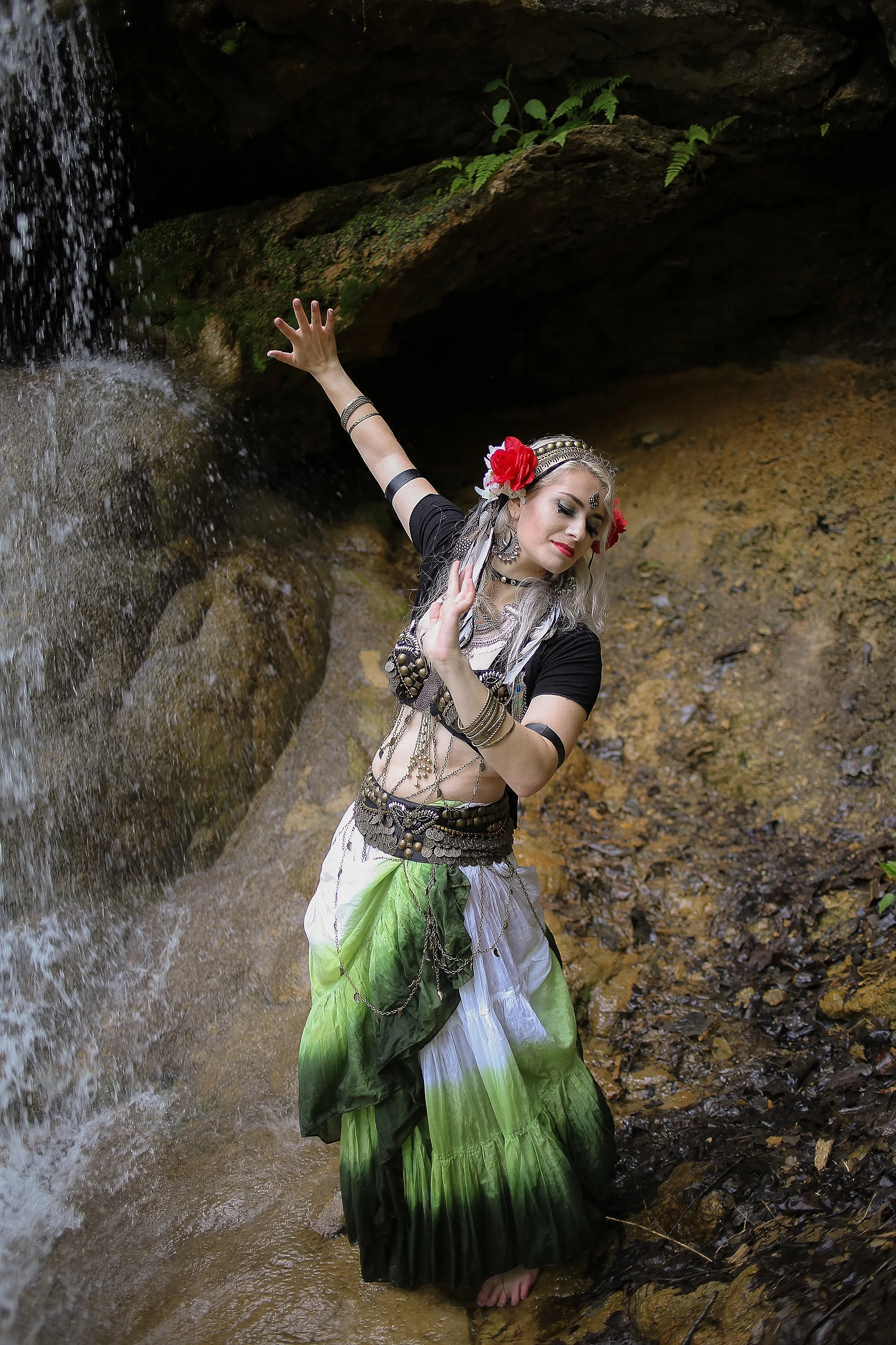Belly-Dancing-Photos-Outdoors-Blacksburg-Creative-Portrait-Photographer_0030.jpg