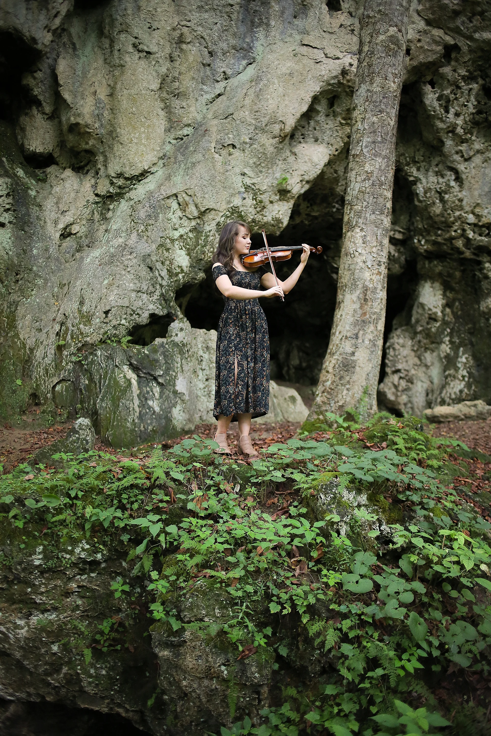 Valory | Blacksburg, Virginia Musician Portrait Photography by Holly Cromer