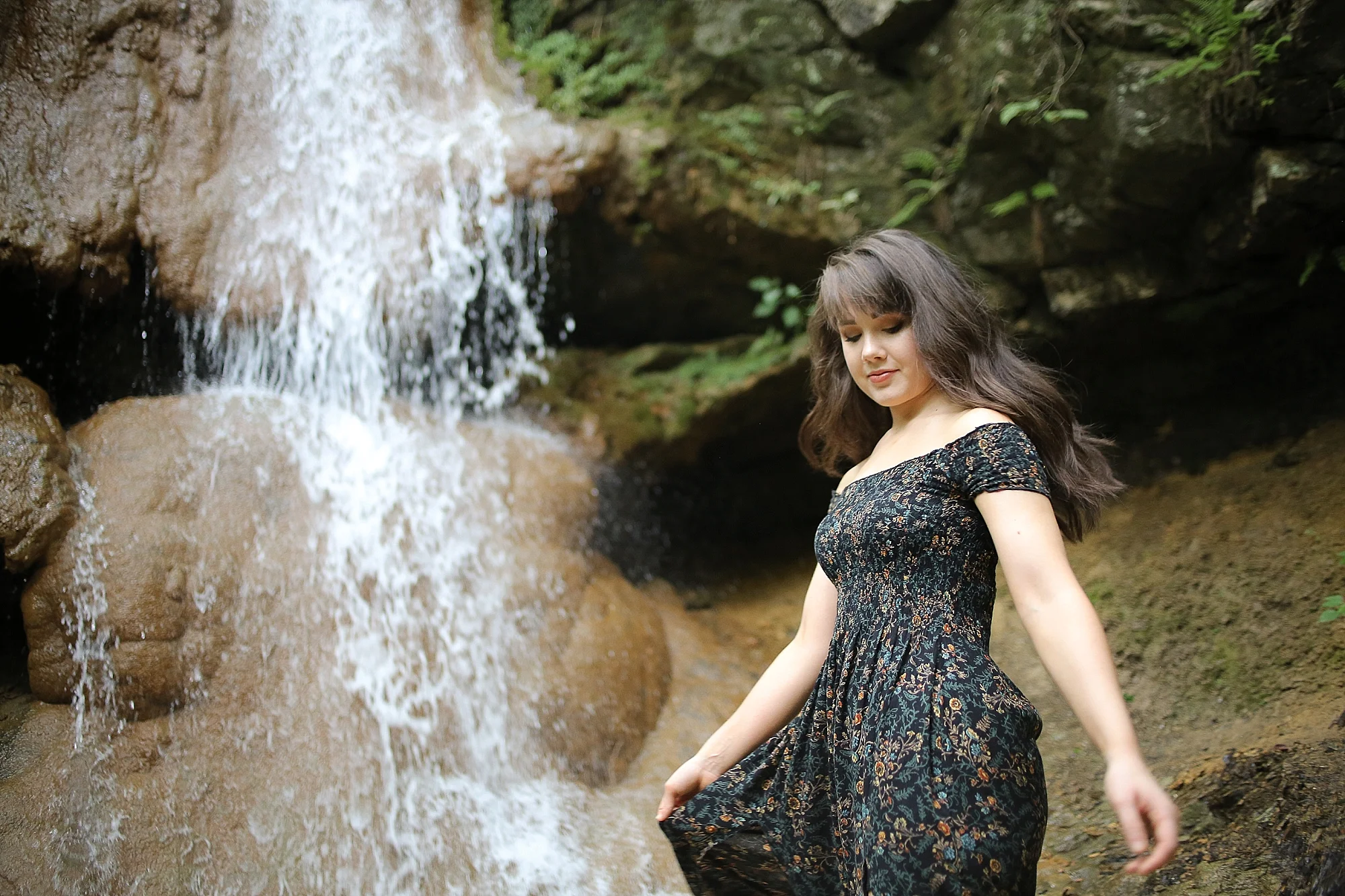 Valory | Blacksburg, Virginia Musician Portrait Photography by Holly Cromer