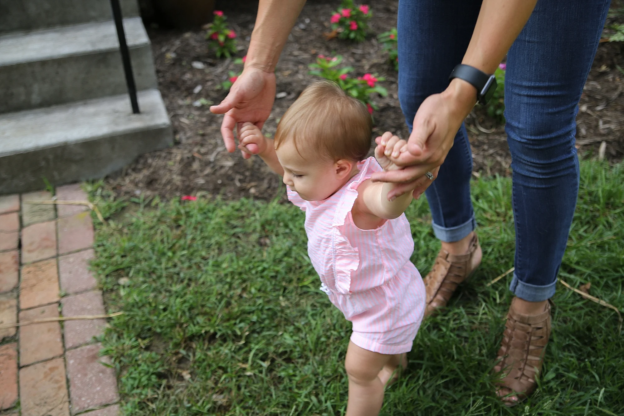 Skylar's First Birthday Cupcake Smash | Blacksburg Family Photographer, Holly Cromer