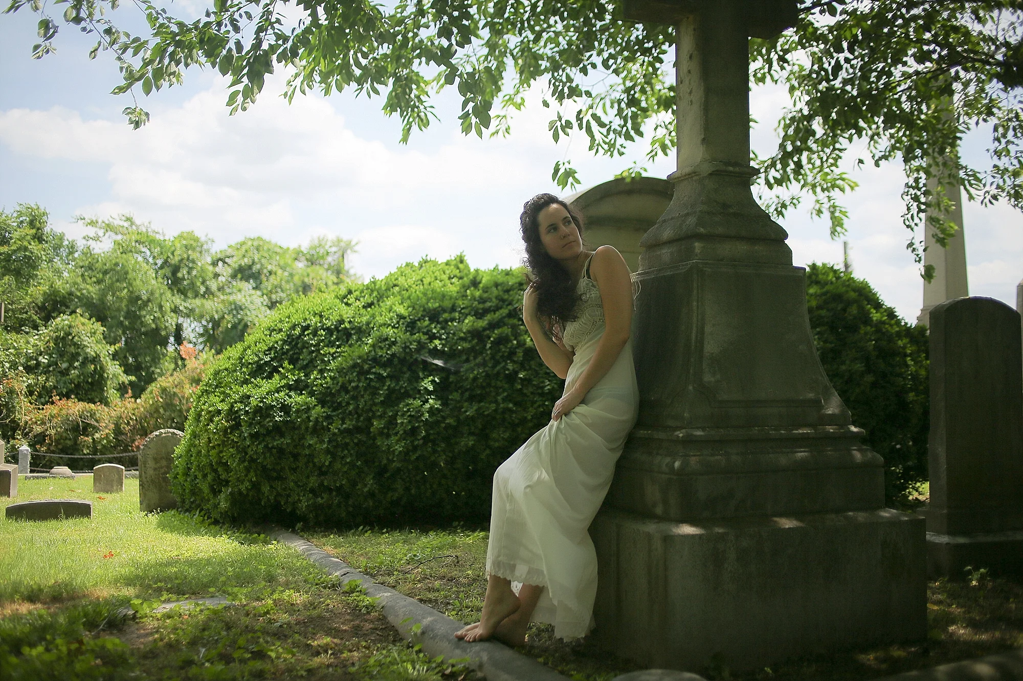 Walking with a Ghost | Hollywood Cemetery, Richmond, Virginia
