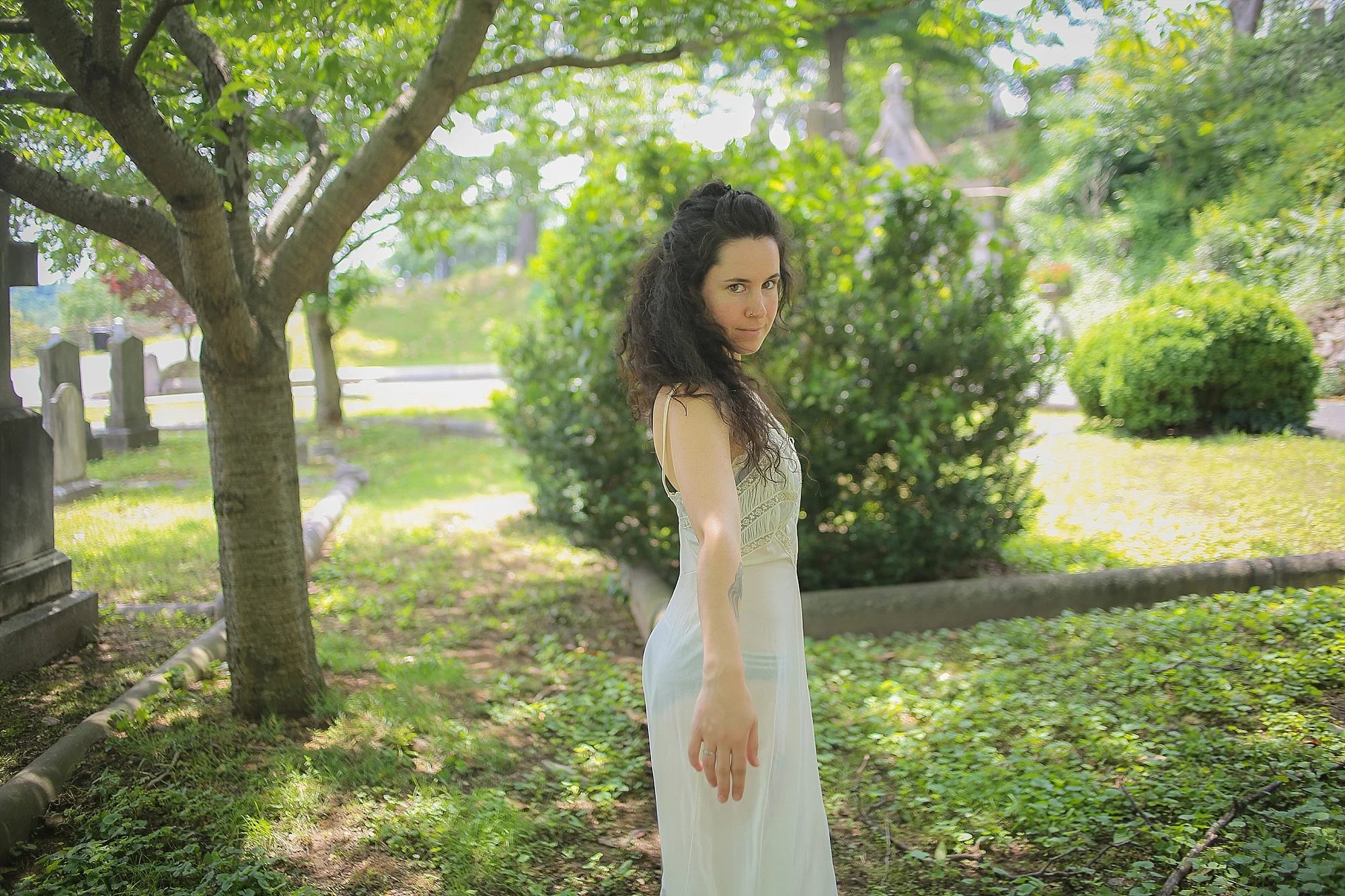 Walking with a Ghost | Hollywood Cemetery, Richmond, Virginia