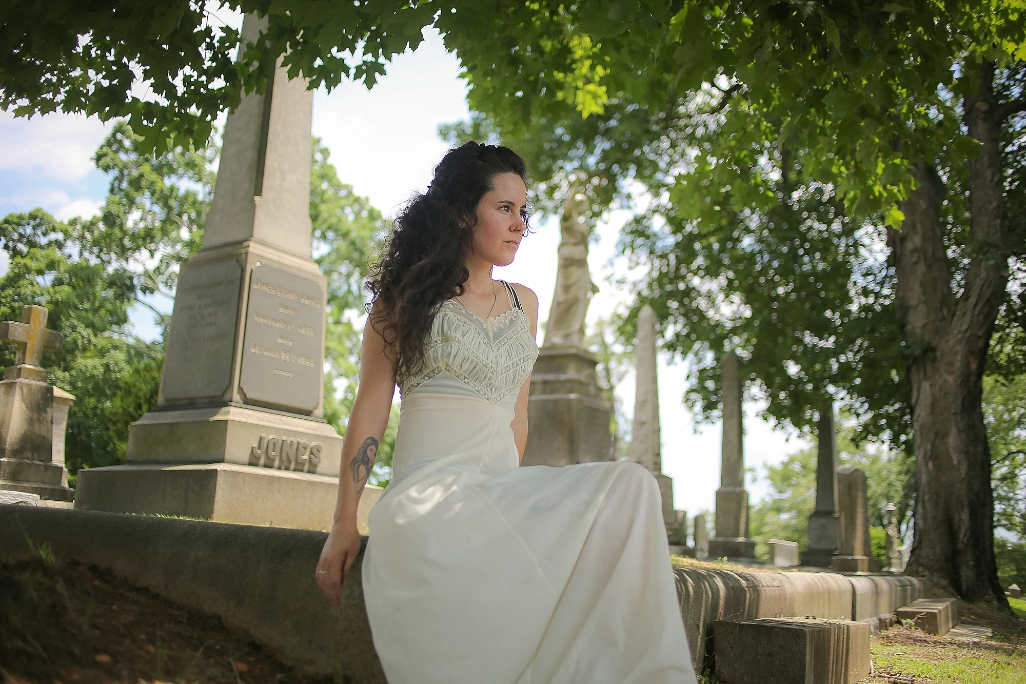 Walking with a Ghost | Hollywood Cemetery, Richmond, Virginia