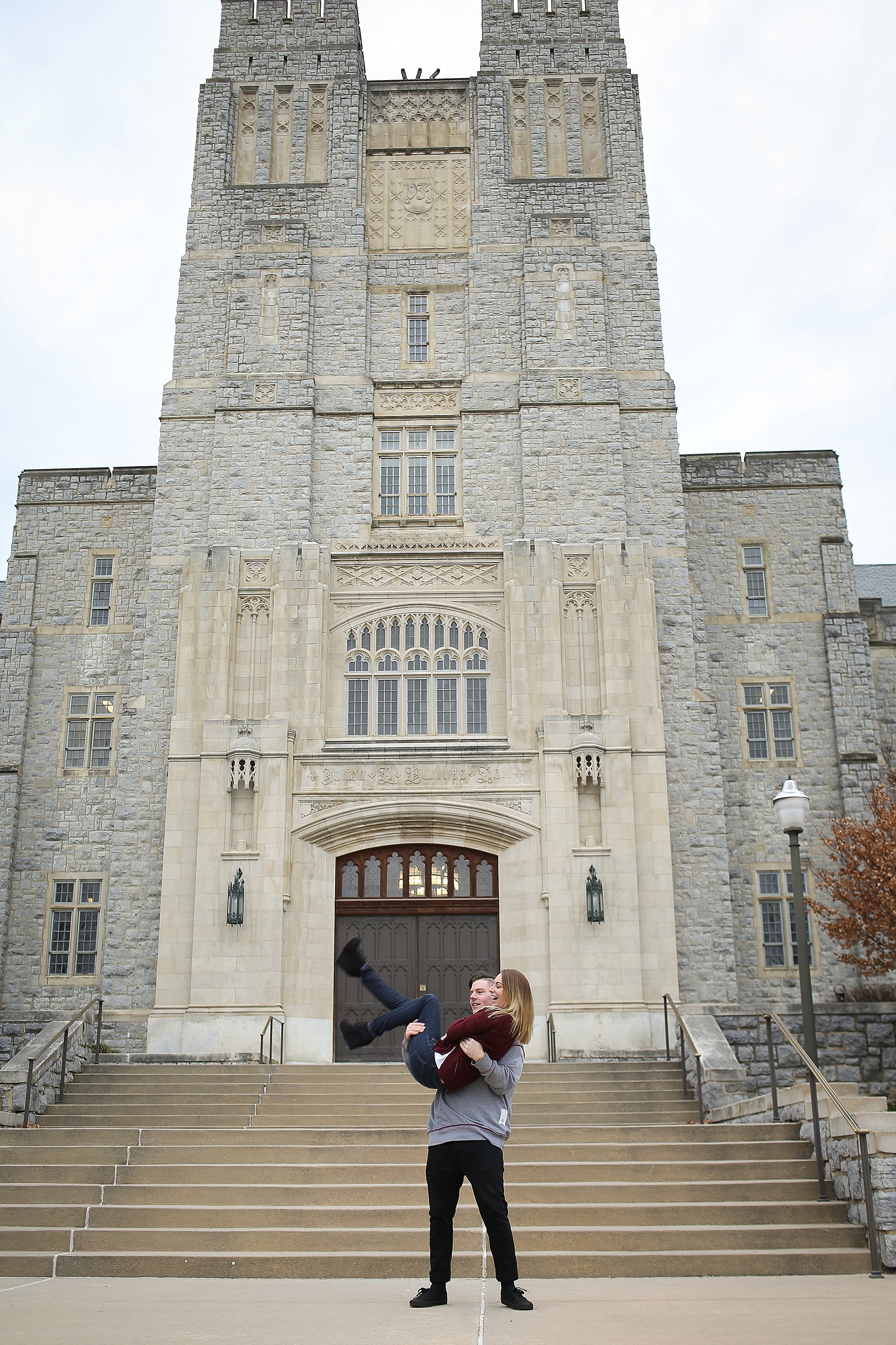 Blacksburg-Virginia-Tech-Winter-Engagement-Photos_0013.jpg