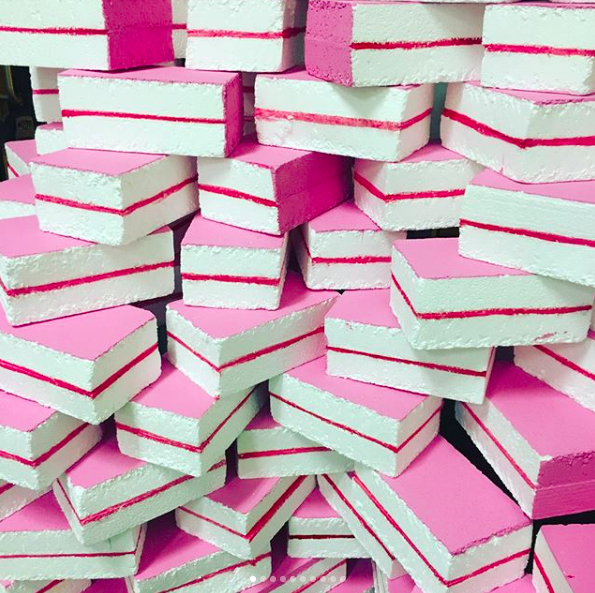 70 pinkcakes1.png