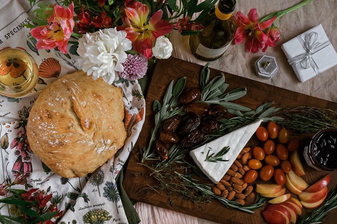 Rachael-Elana Photography-picnic-spread.jpg