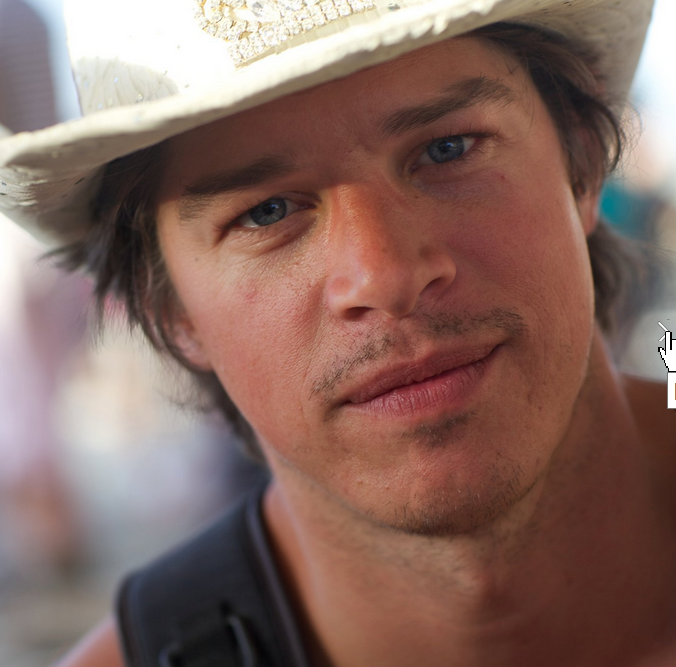 2015-08-19 18_00_11-(5) Robn Schmeet.png