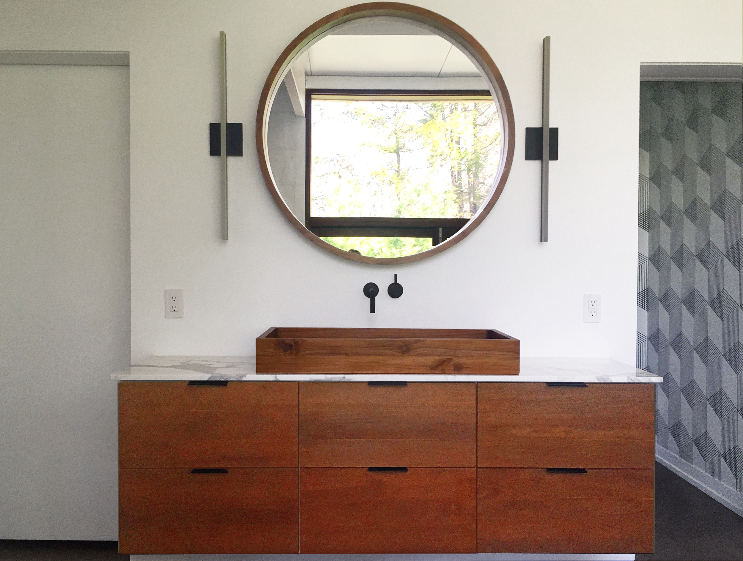 vandebogartmastervanity3.jpg