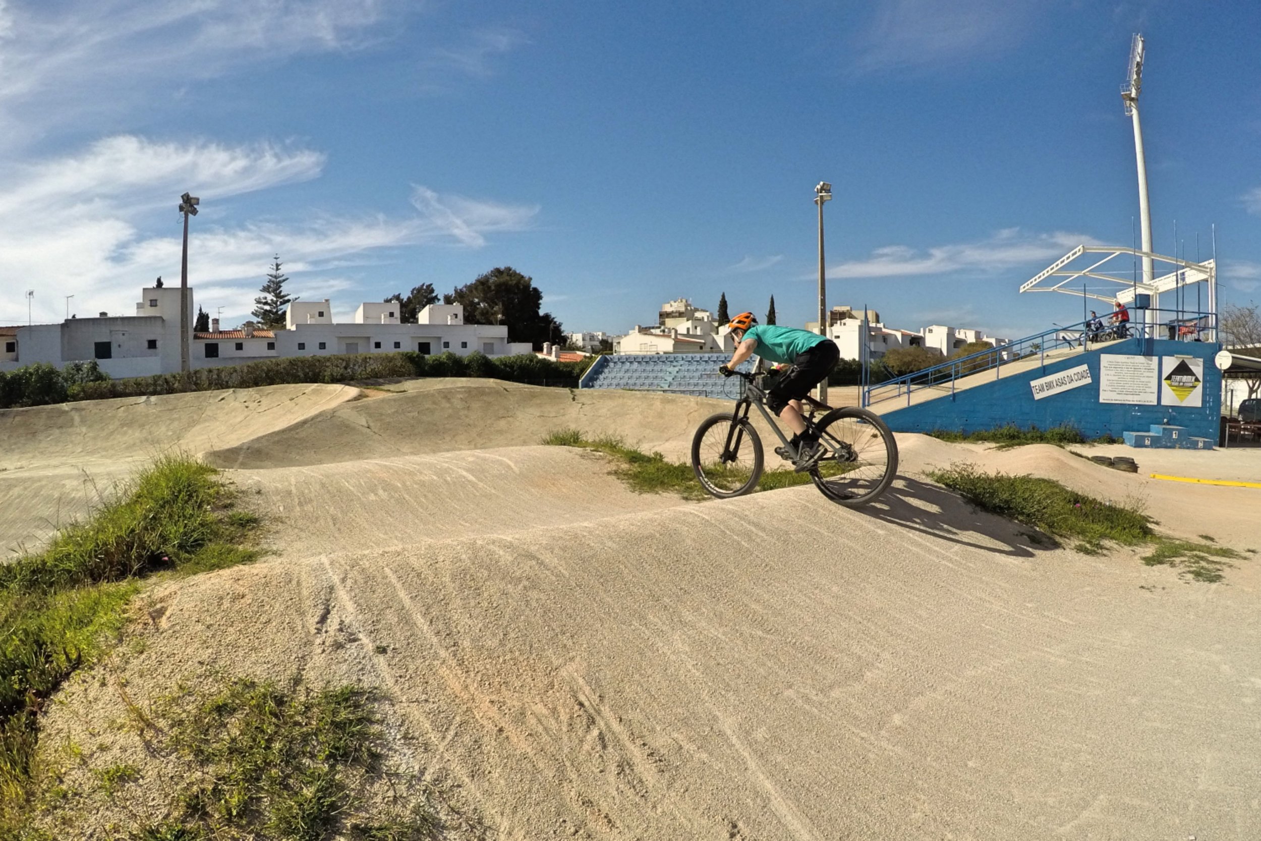 pump-track_33200938853_o.jpg