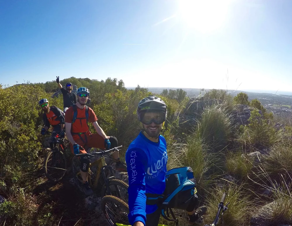  DCIM\100GOPRO\G0011598. 