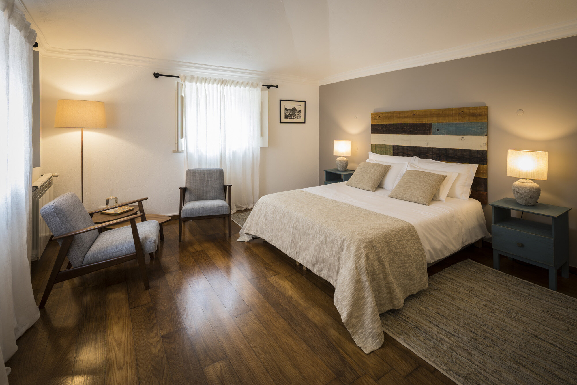 Spacious luminous rooms with comfortable beds (double or single), central heating and large bathrooms