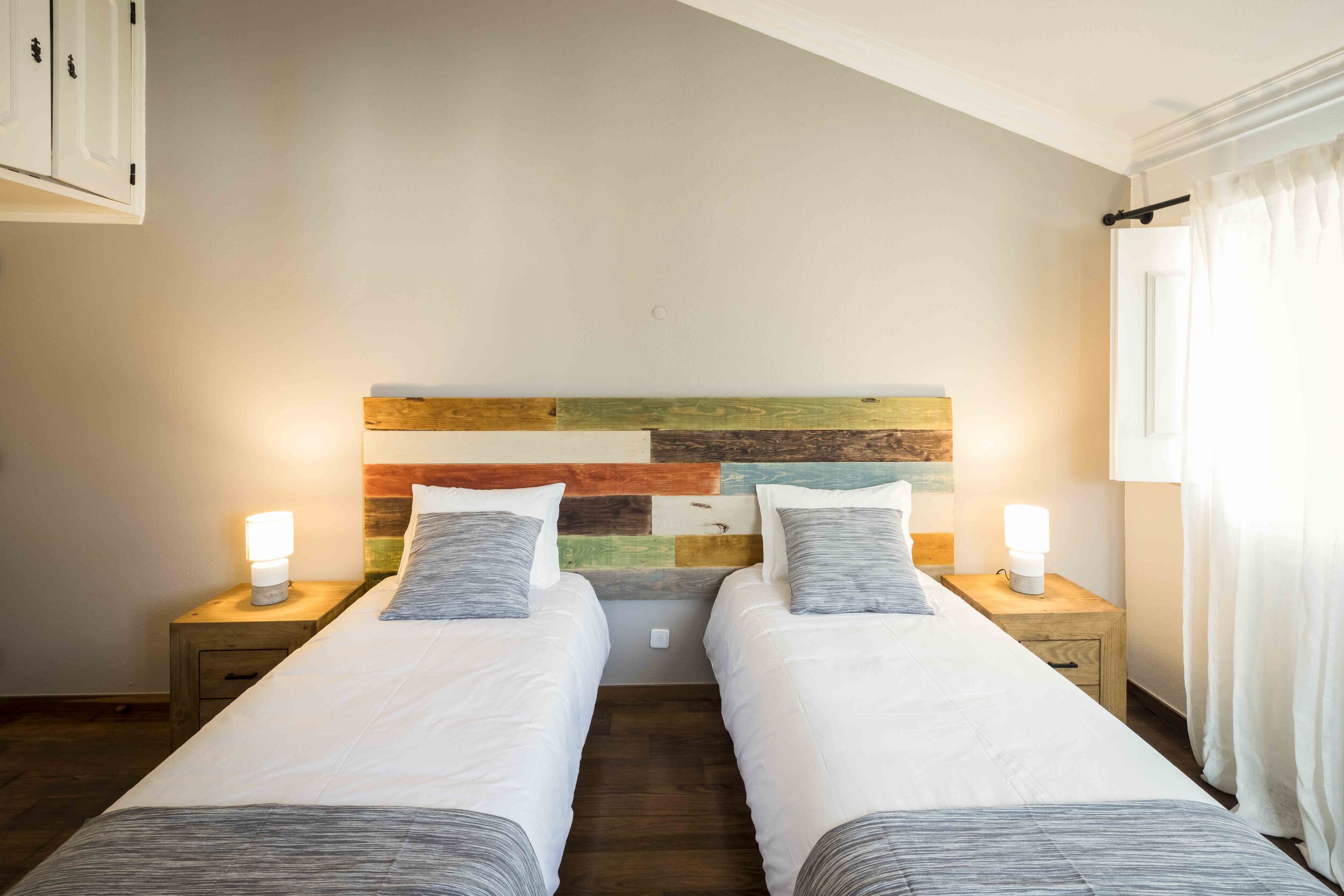 Spacious luminous rooms with comfortable beds (double or single), central heating and large bathrooms