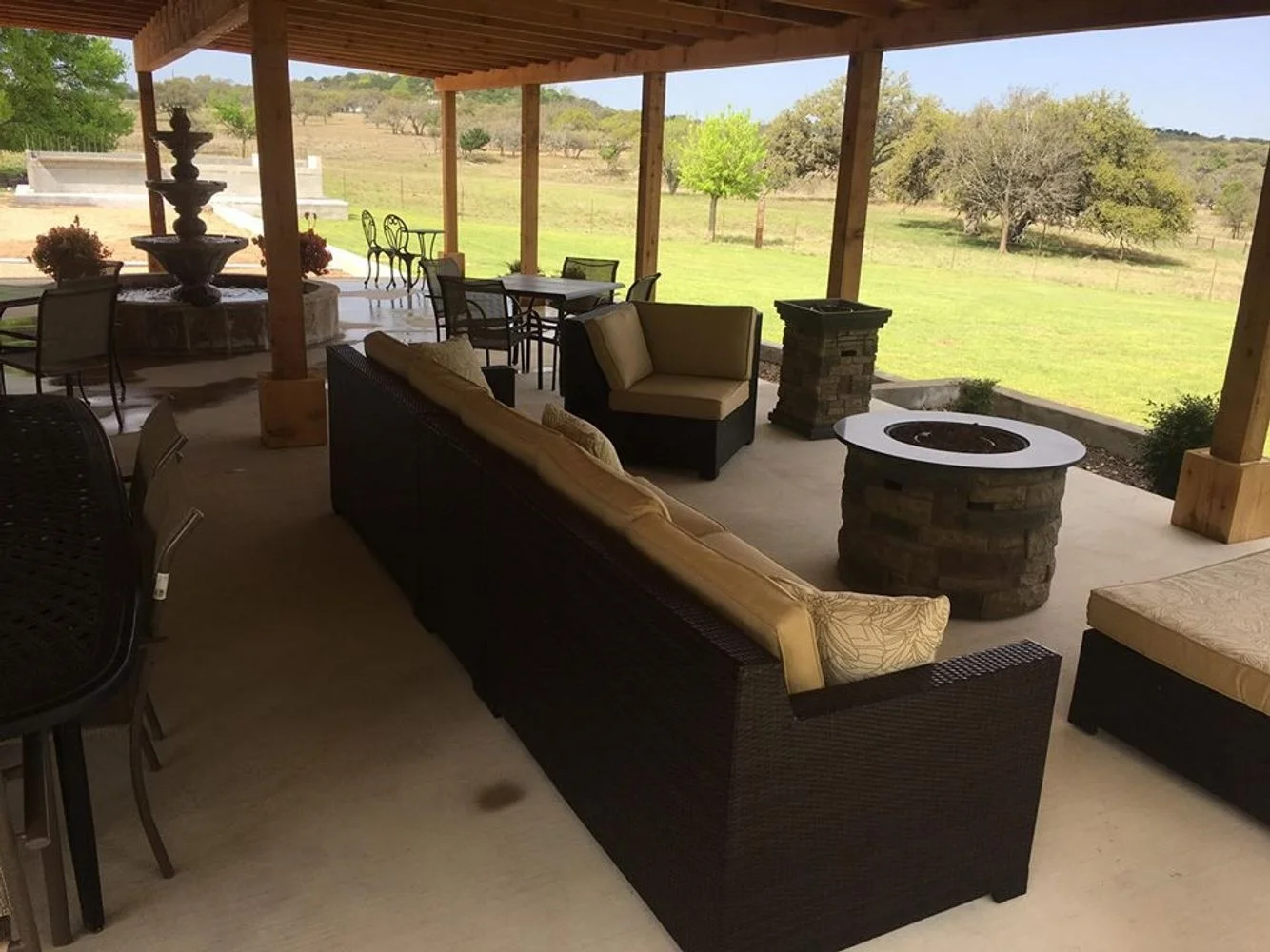 Santamaria patio.jpeg
