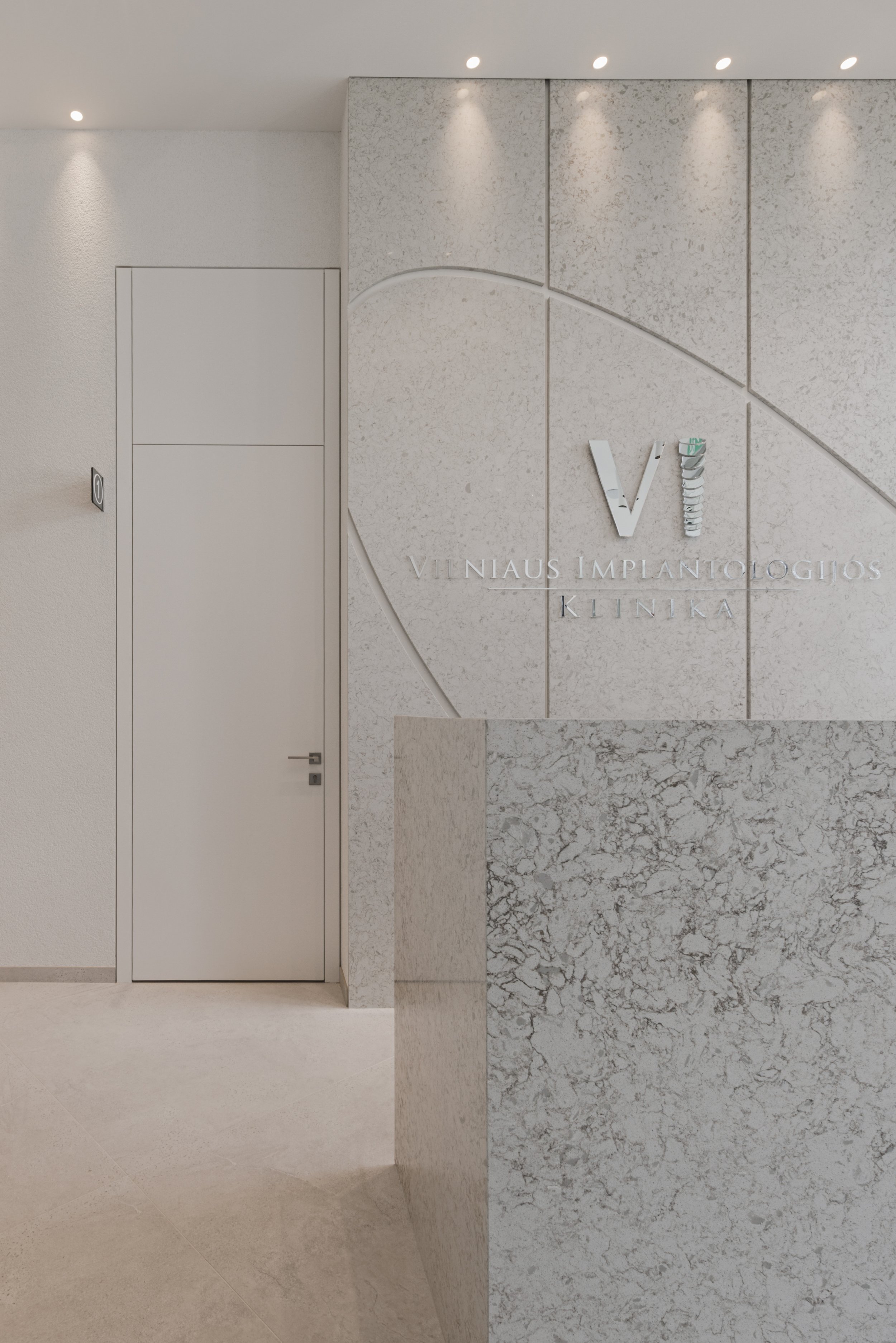 VI.web-6.jpg