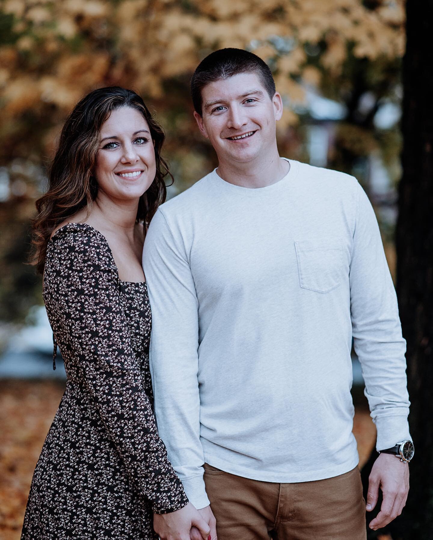 I love being able to spend time with you before your wedding. I want your engagement sessions to be an opportunity to connect and have fun. Carly and Sean took me to a brewery they like and a park in their neighborhood. It was the perfect fall day!  