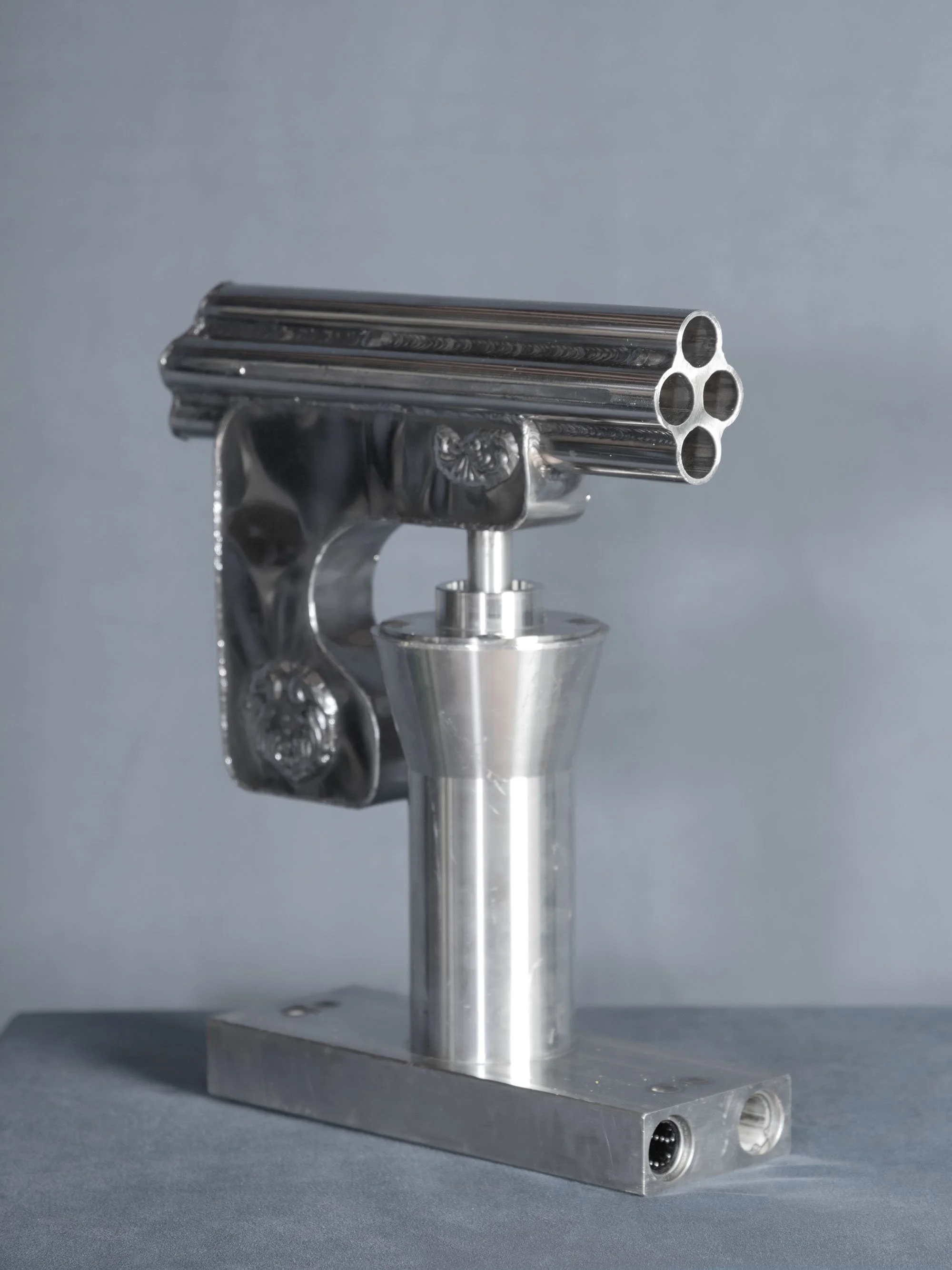 B48A7559GUN.jpg