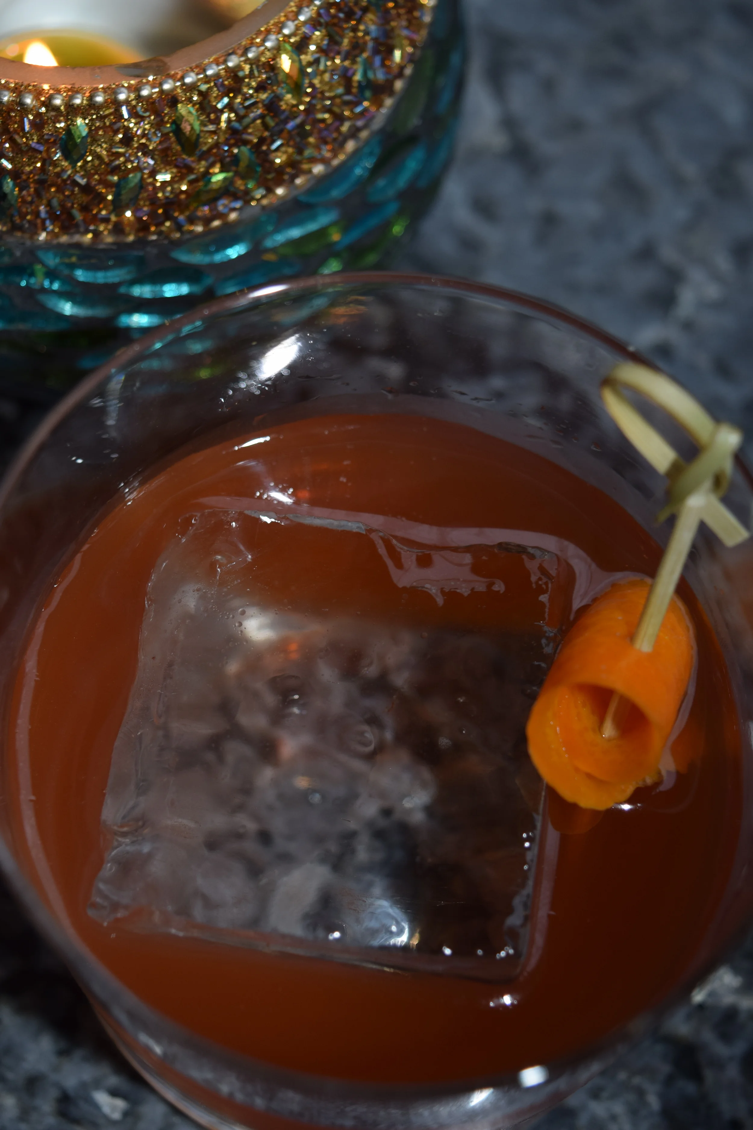 TELLISHERRY COCKTAIL (black pepper, gin, fino sherry and aperol) 