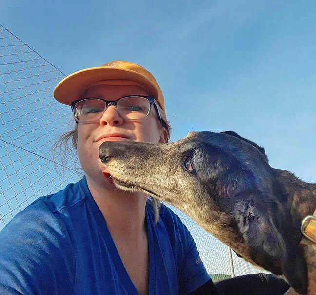 Giving Lauren O'connor‎ a smooch!