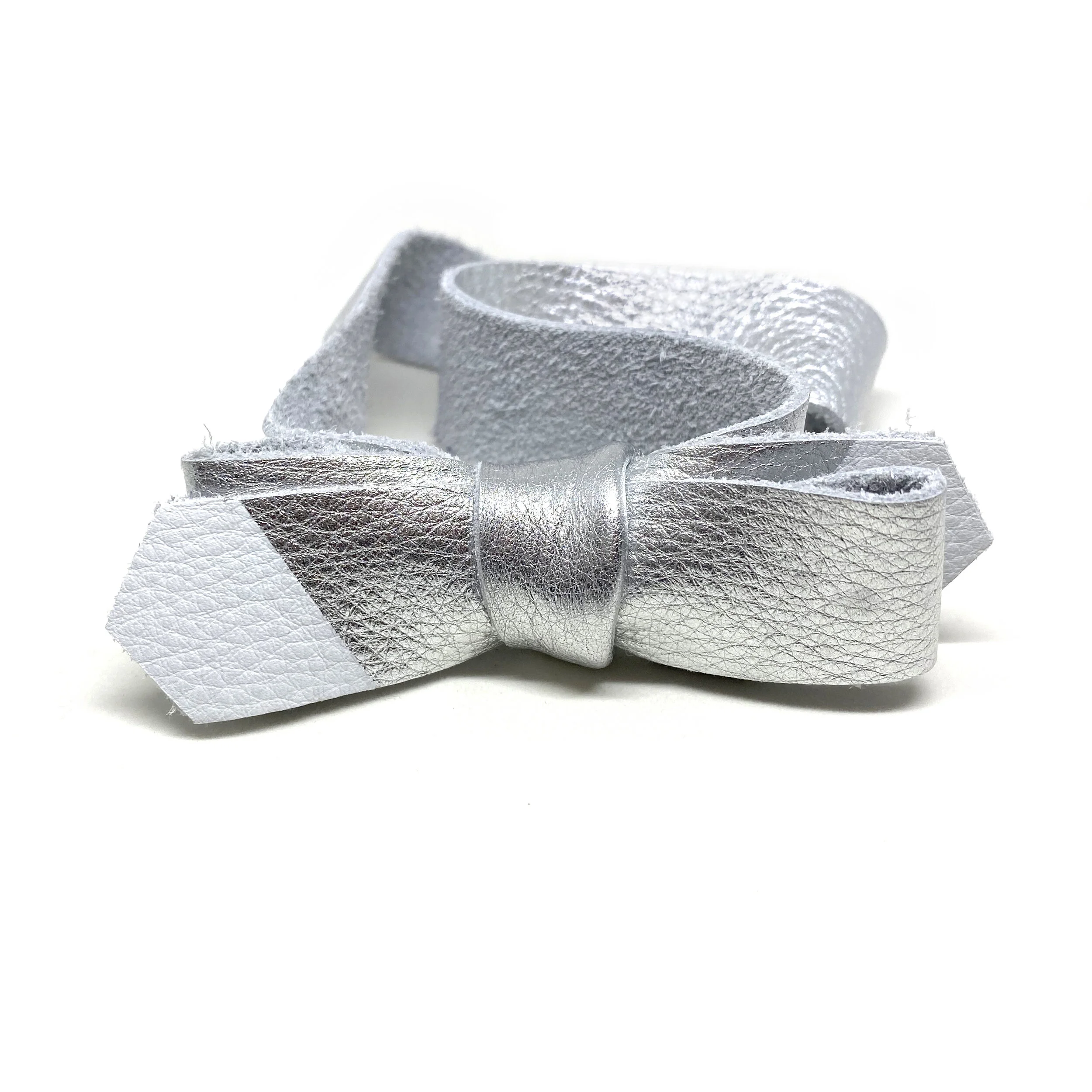 silver cap tie v2.0.jpg