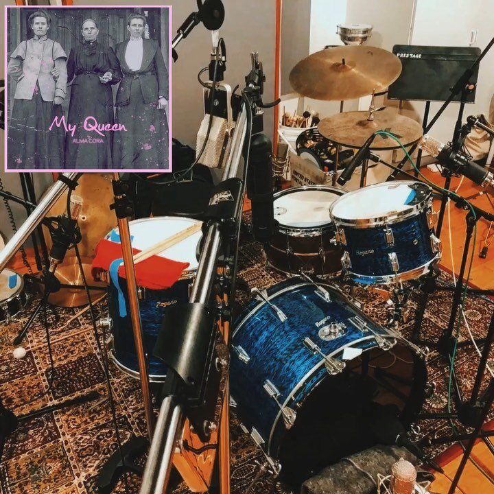 [Sound On 🔊] 
&bull; Fun tune with @almacoramusic called &ldquo;My Queen&rdquo; is out everywhere you stream music. We got some rad drum sounds with this old Rogers and a Huge copper Ludwig snare. Note my ride is to the left of my hi hats to keep th