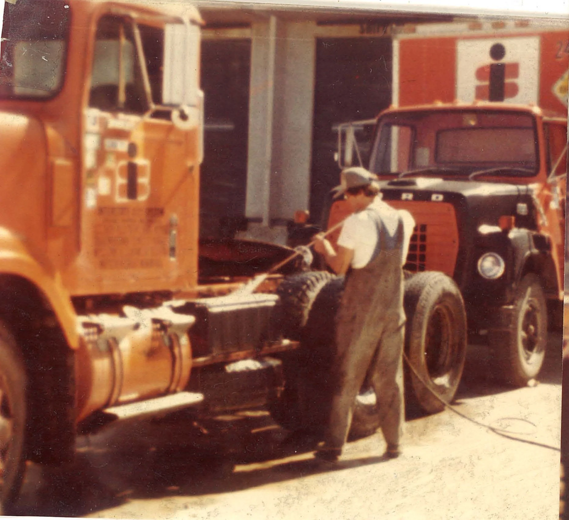Van-files_Page_05.jpg