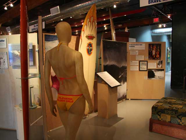 1970s Hand knitted suit by Jericho Poppler for the "Golden Girls" raising awareness for women's surfing