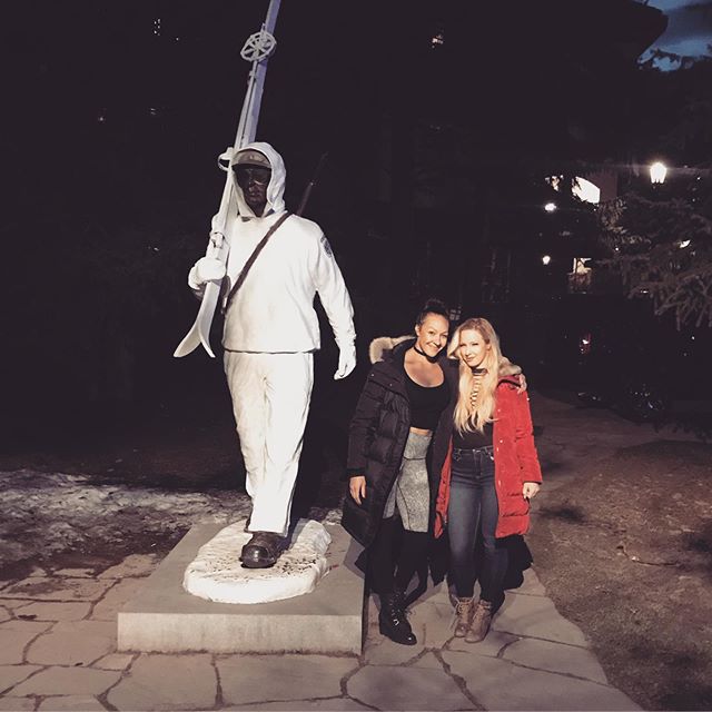 Vail, Colorado. April, 2019.
Did you really ski Vail if you don’t get a photo by the soldier statue? #somehowmadeit #cartroubles #vailbarcrawl #skihouse #travelbug