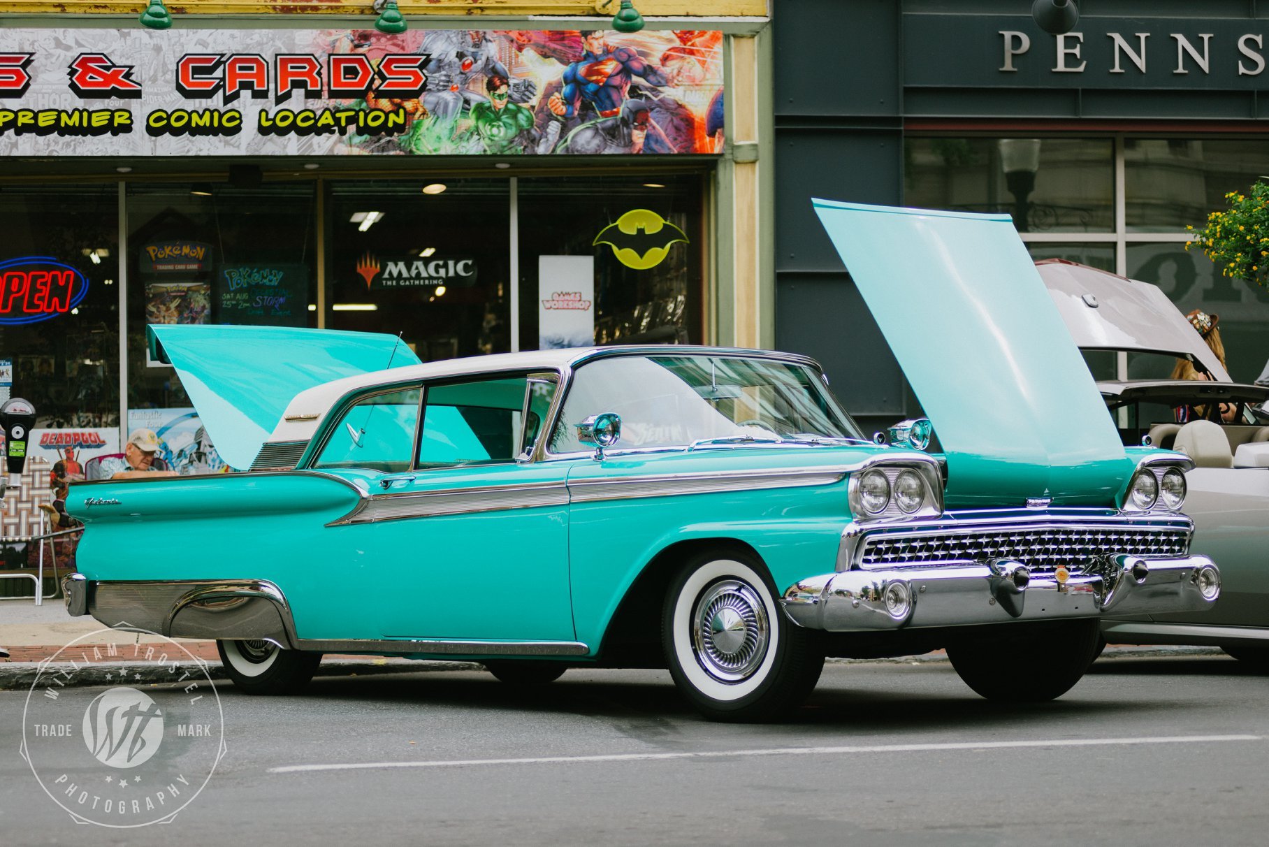 Antique Car Show - USA Today